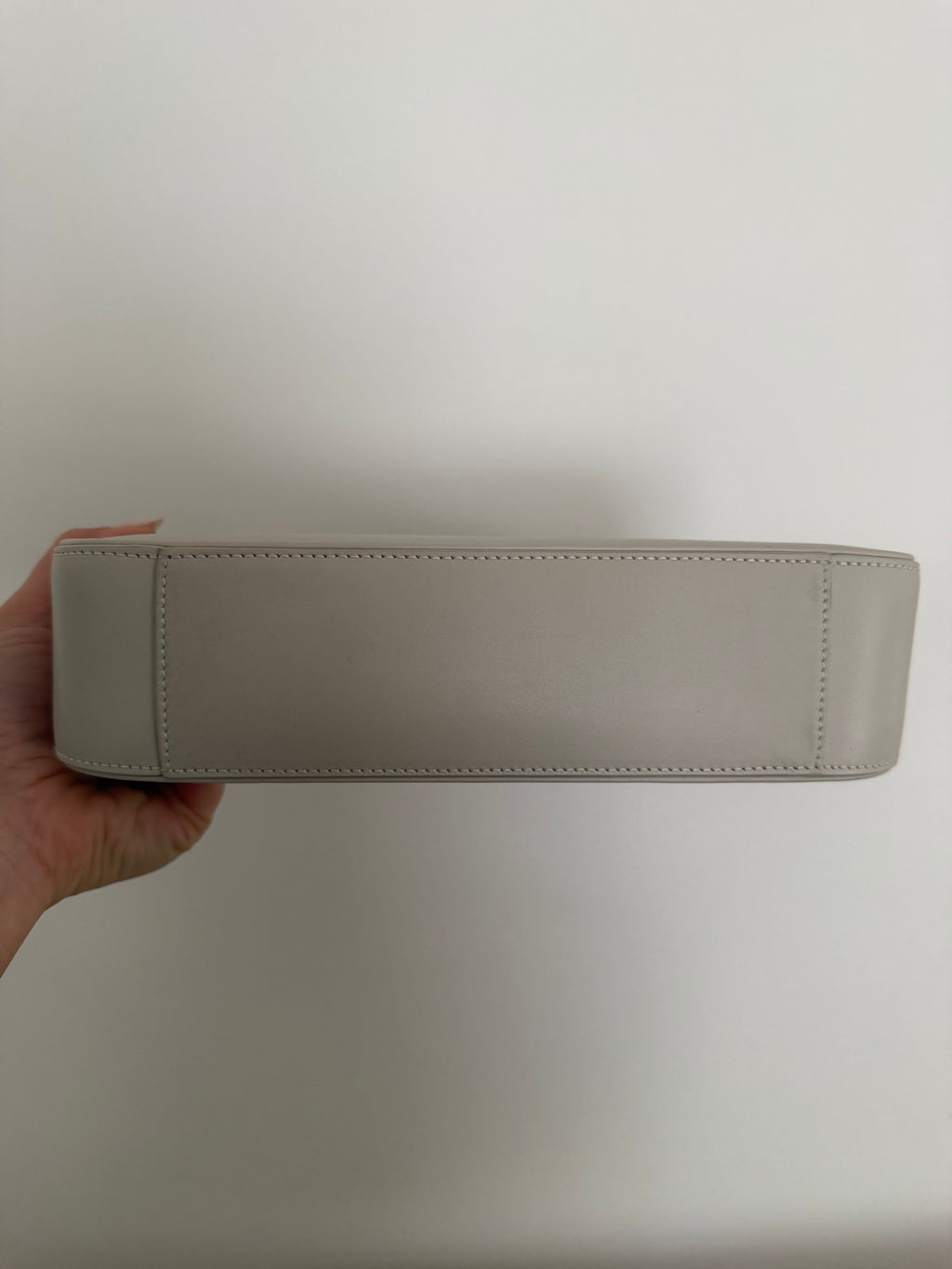 SAINT LAURENT 5 A 7 SHOULDER BAG