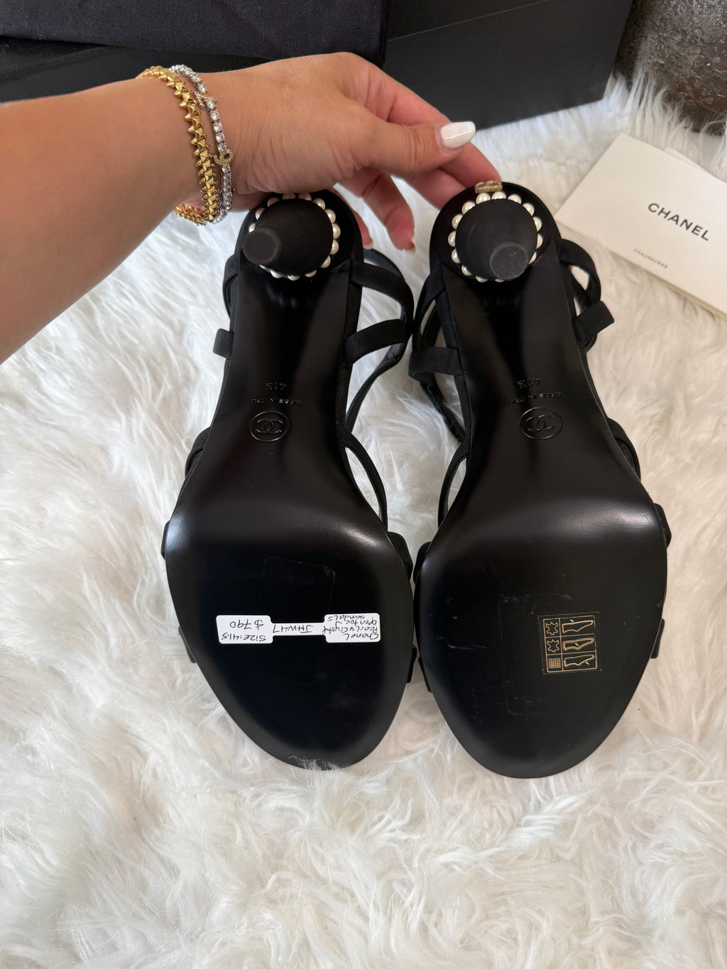 CHANEL PEARL AND CRYSTAL OPEN TOE SANDALS size: 41.5