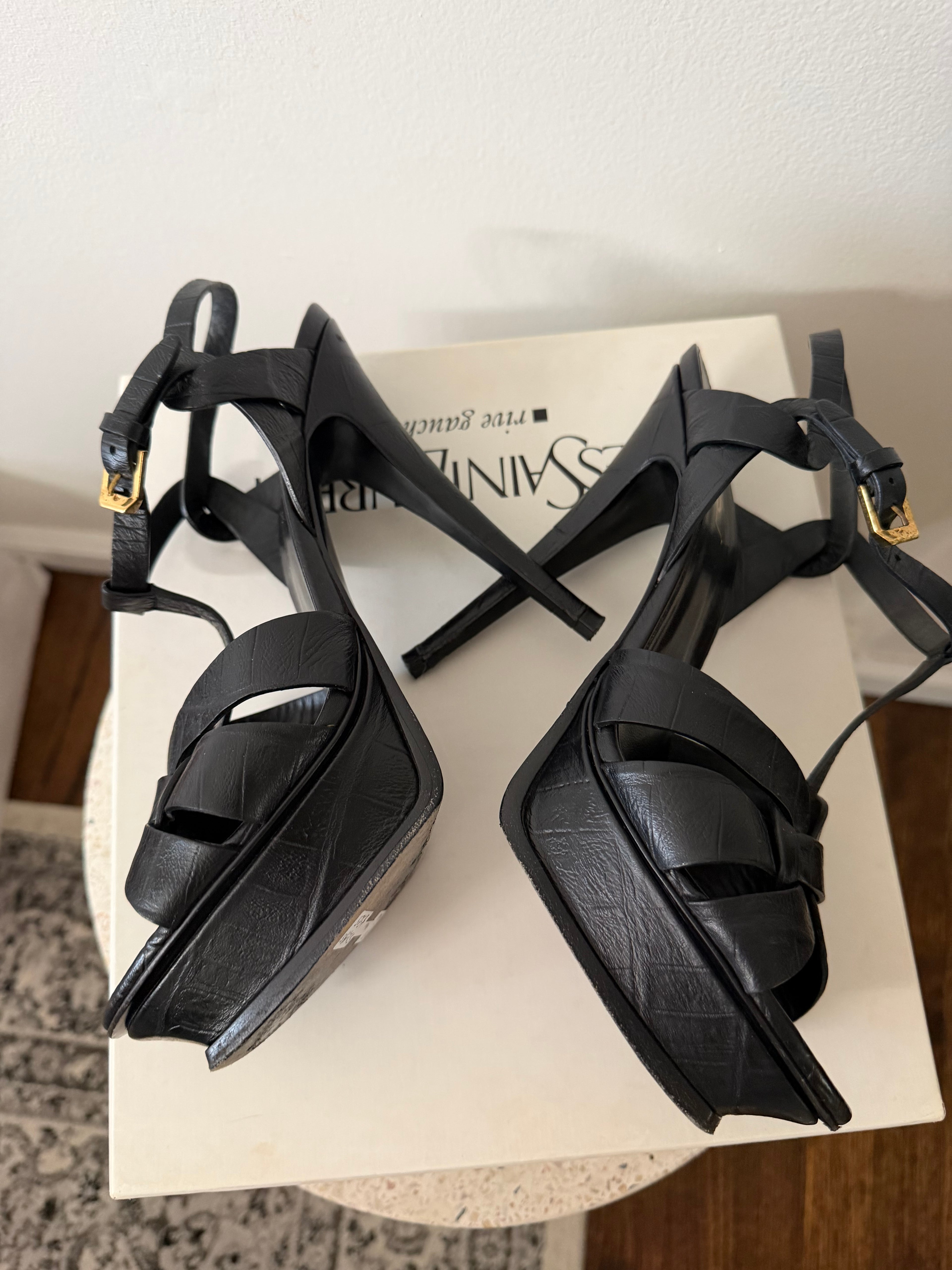 Saint Laurent Gorgeous YSL Tribute Platform