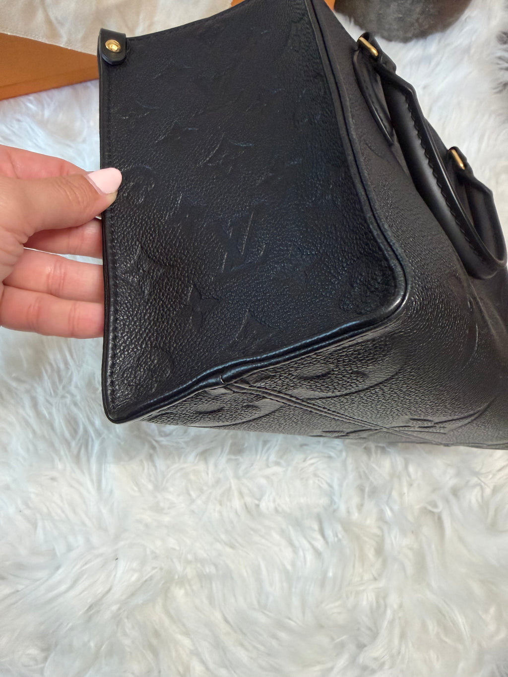 LOUIS VUITTON ON THE GO PM BLACK MONOGRAM EMPRONTE
