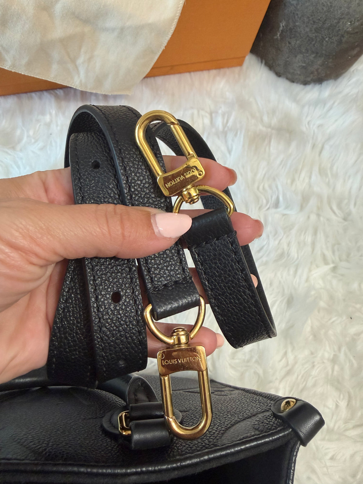 LOUIS VUITTON ON THE GO PM BLACK MONOGRAM EMPRONTE