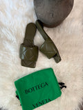 BOTTEGA VENETA LIDO MULE SANDALS