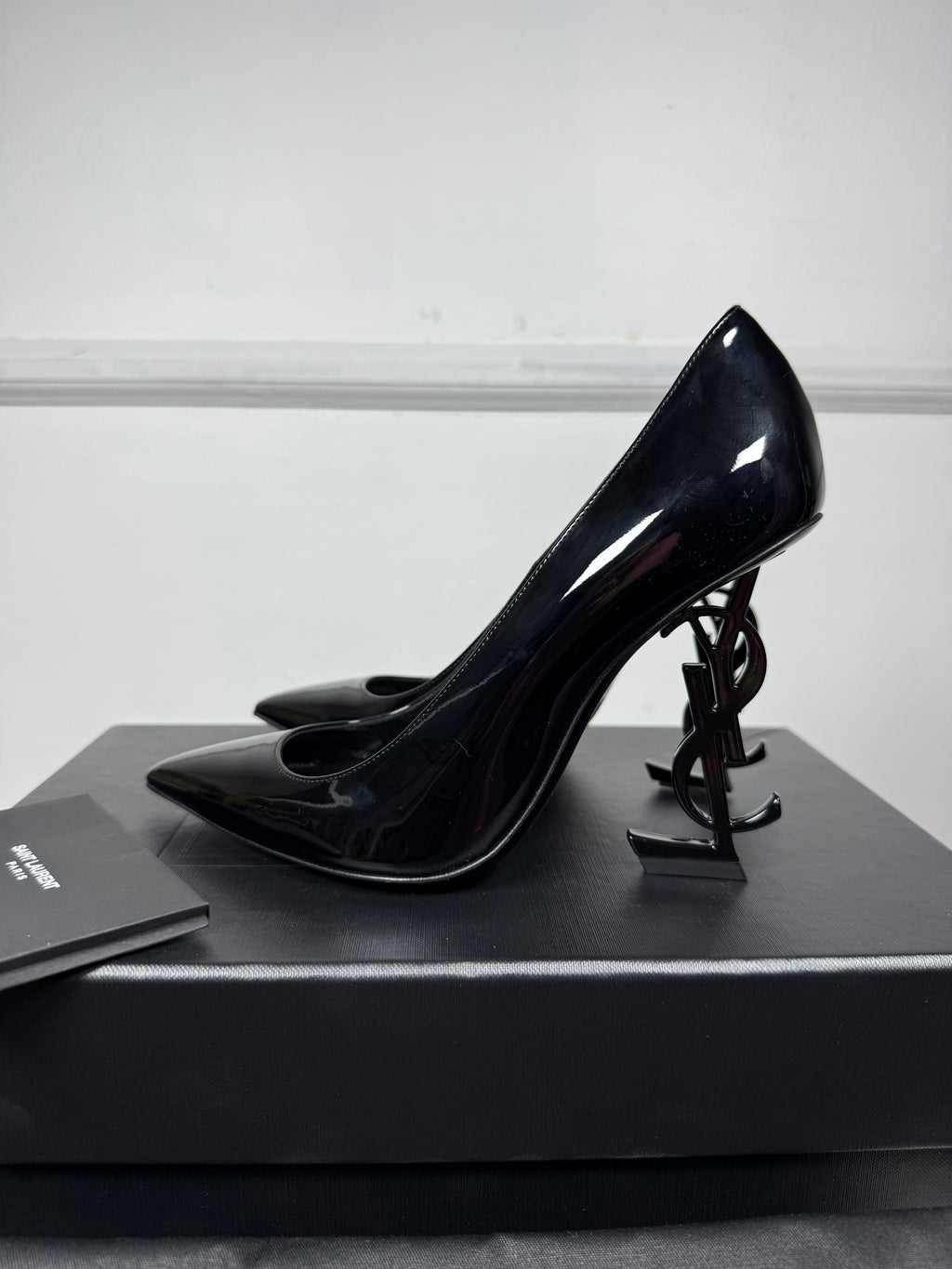 SAINT LAURENT OPYUM BLACK PATENT POINTED TOE PUMPS