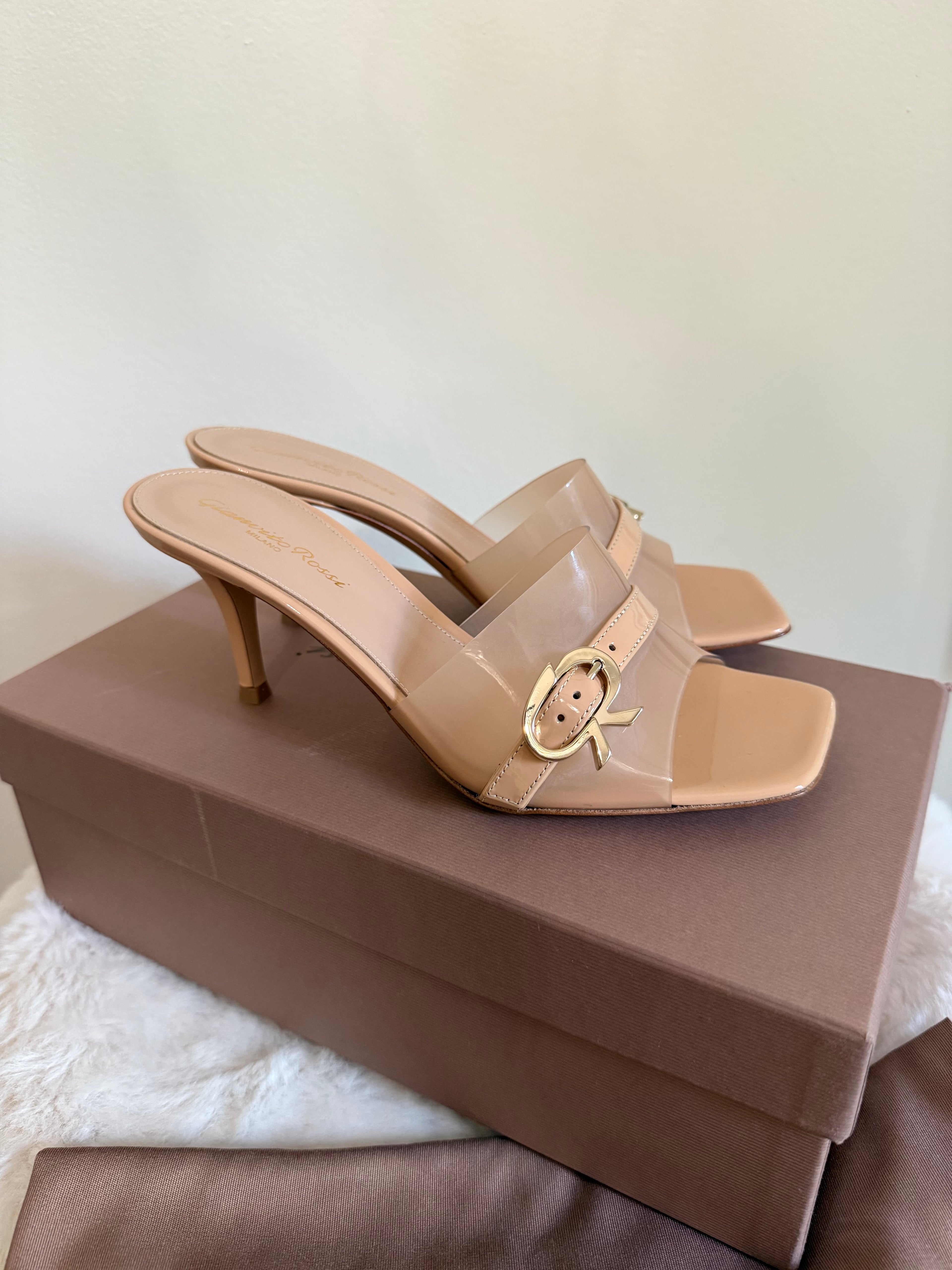 GIANVITO ROSSI BUCKLE SLIP-ON SANDALS