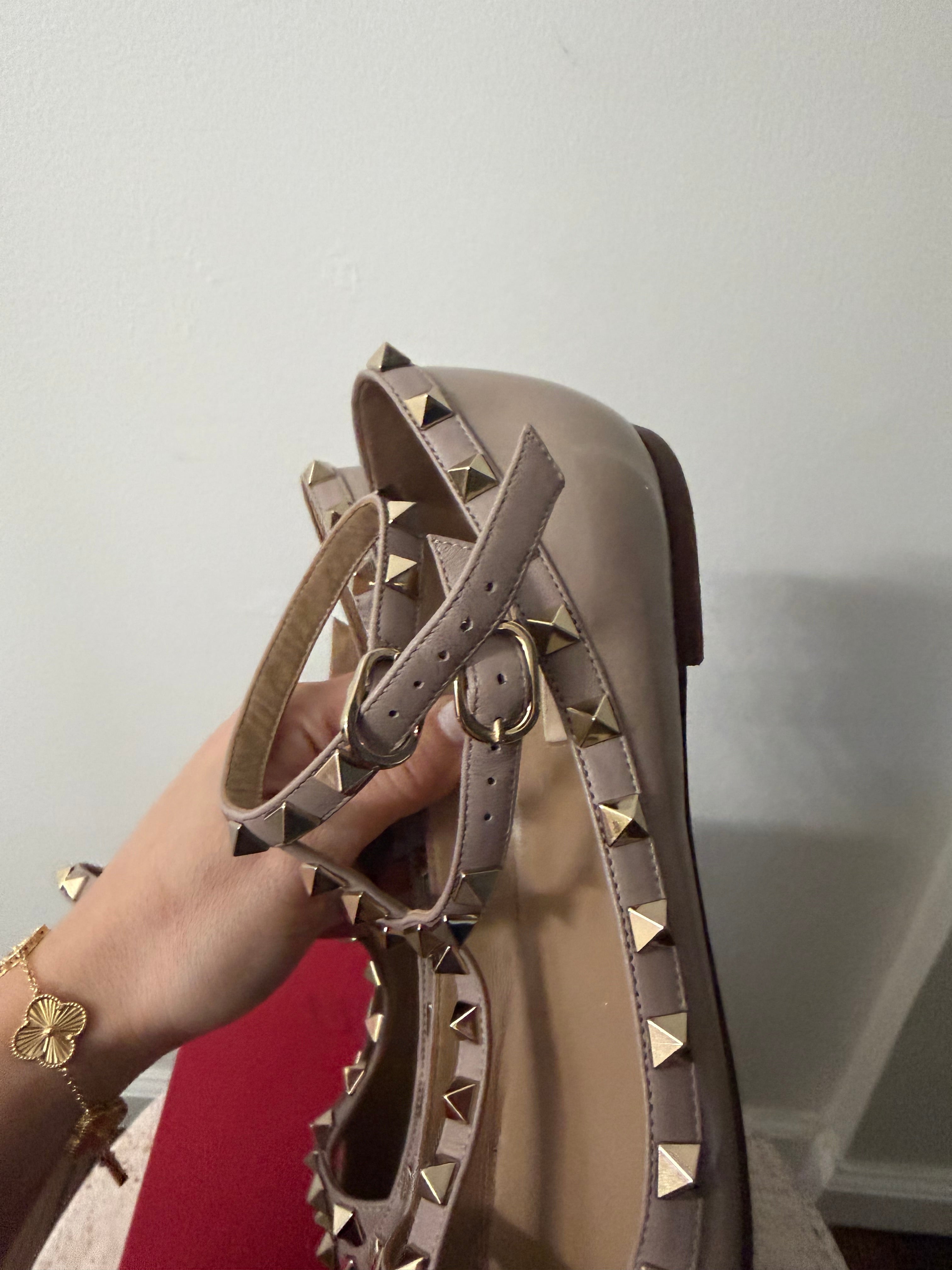 VALENTINO GARAVANI BALLERINA ROCKSTUD FLATS
