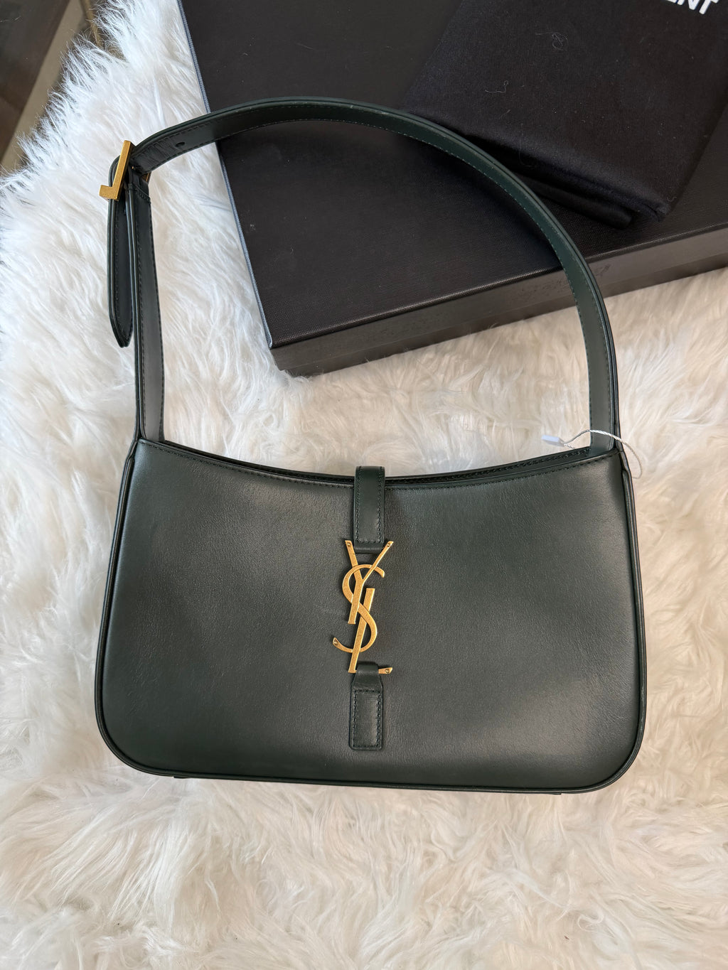 SAINT LAURENT 5 A 7 SHOULDER BAG