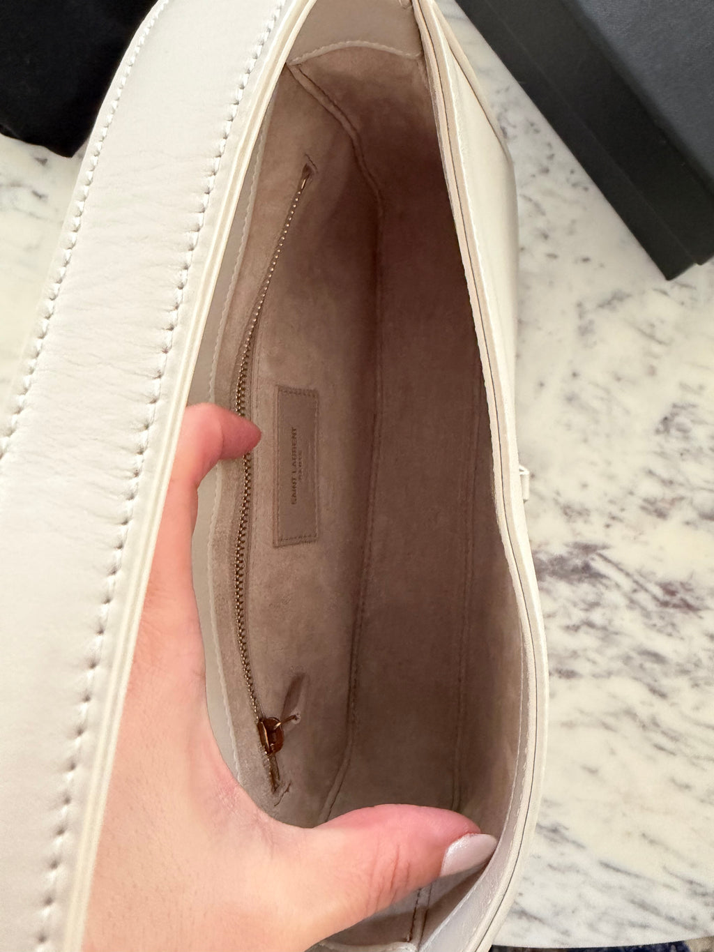 SAINT LAURENT 5 A 7 SHOULDER BAG