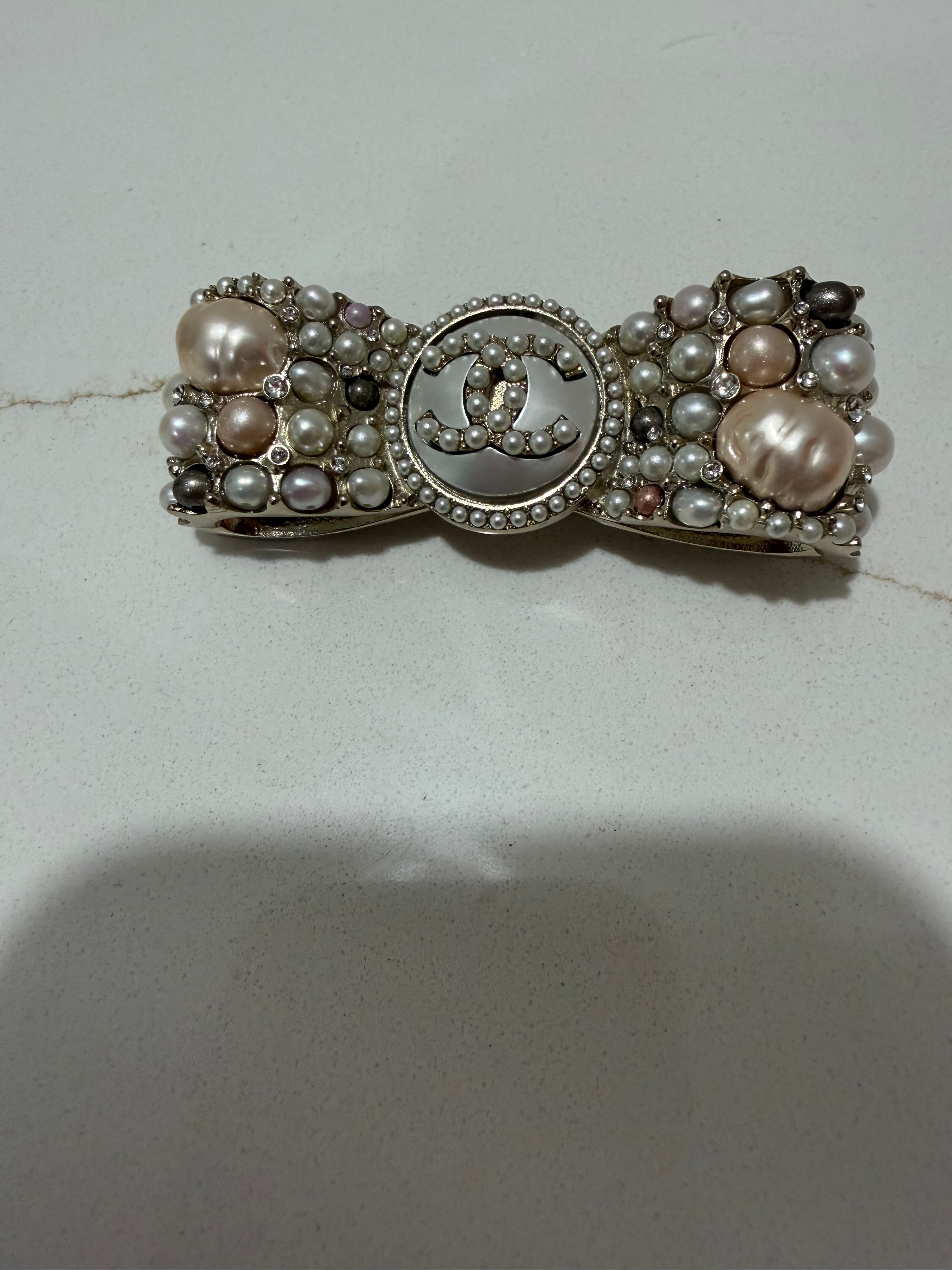 CHANEL BOW PEARL AND CHRYSTAL BROOCH