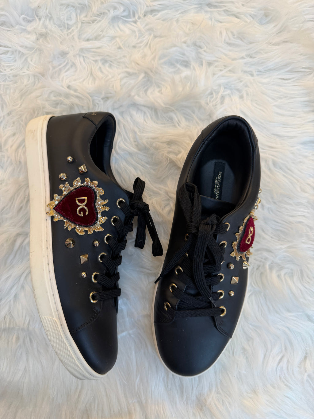 DOLCE & GABBANA HEART STUDDED LEATHER SNEAKERS
