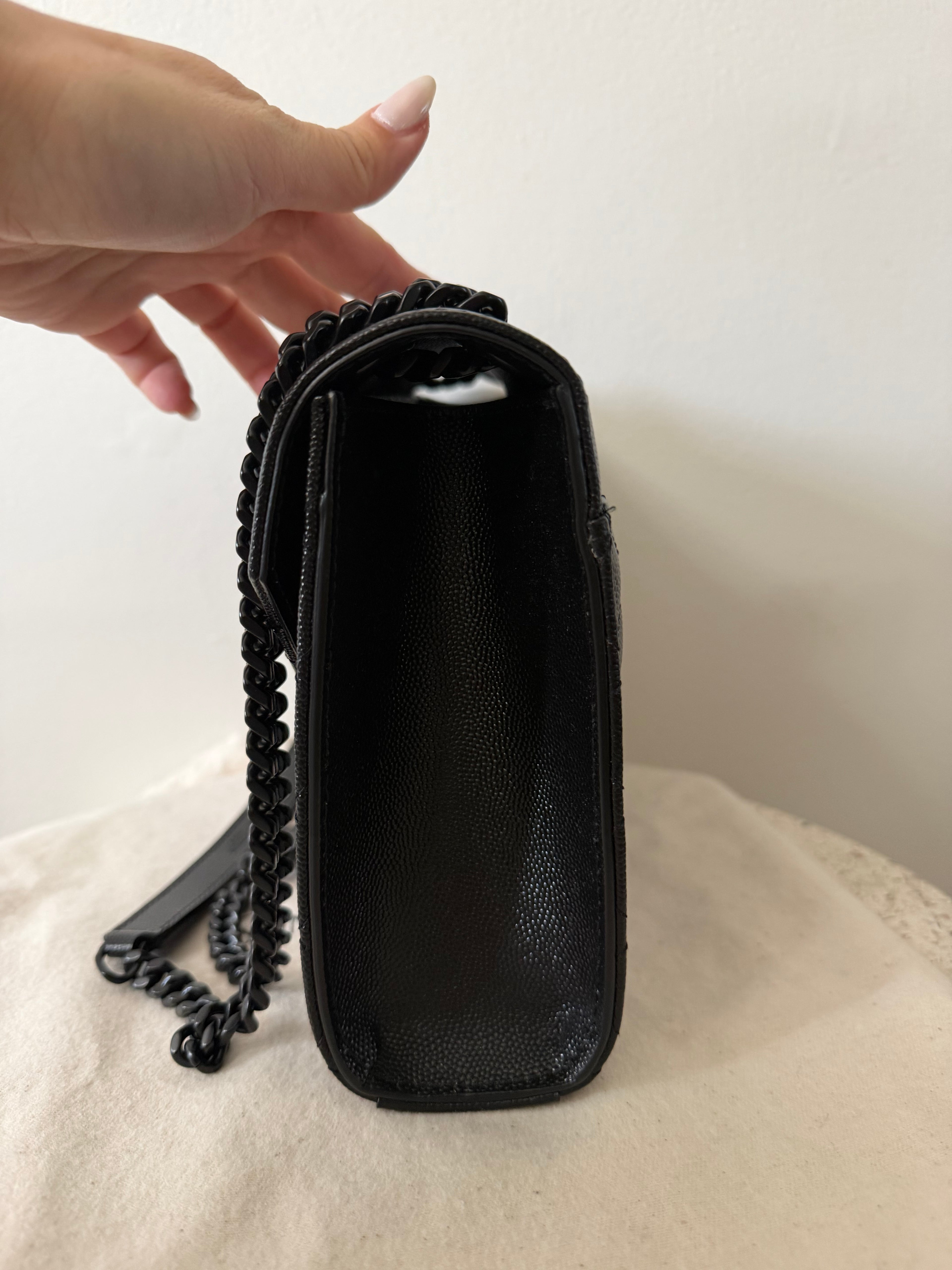 SAINT LAURENT MEDIUM ENVELOPE BAG QUILTED GRAIN LEATHER