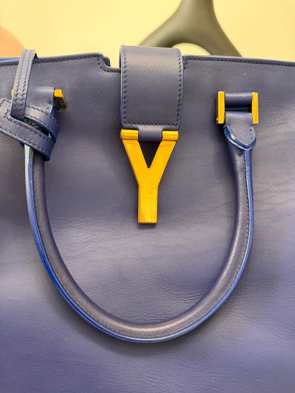 SAINT LAURENT CHYC Cabas Y Logo HANDBAG