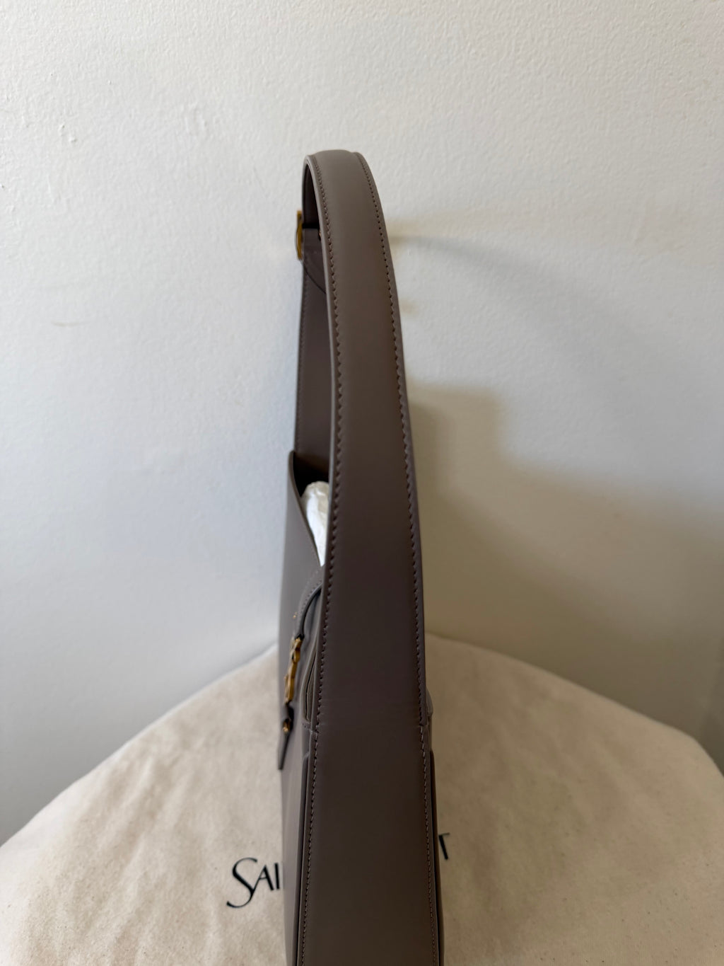 SAINT LAURENT 5 A 7 SHOULDER BAG