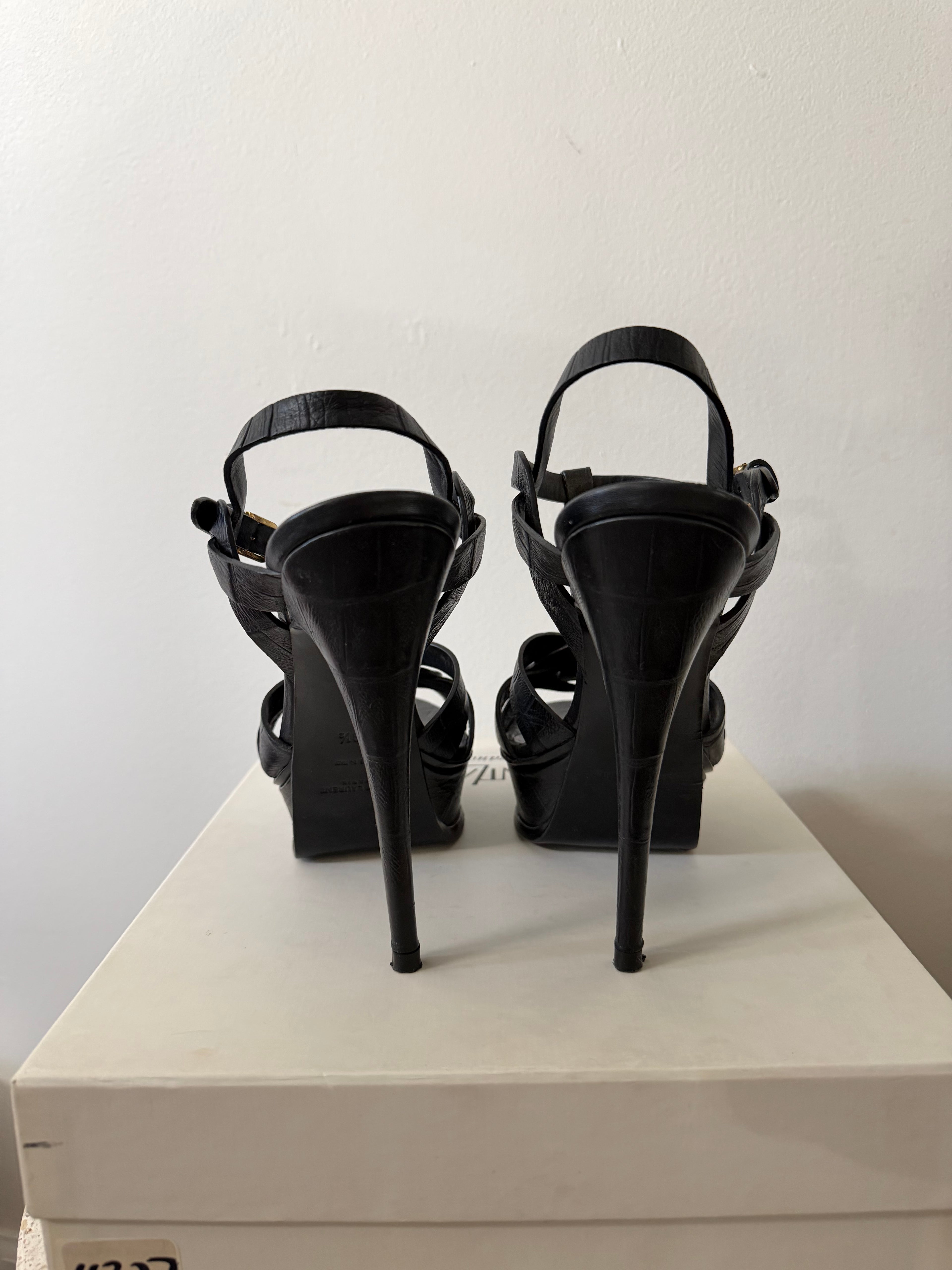 Saint Laurent Gorgeous YSL Tribute Platform