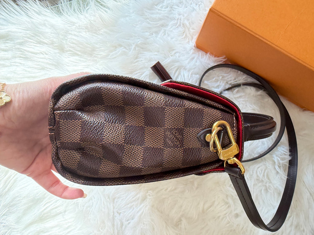 LOUIS VUITTON CROISETTE DAMIER EBENE SHOULDER BAG