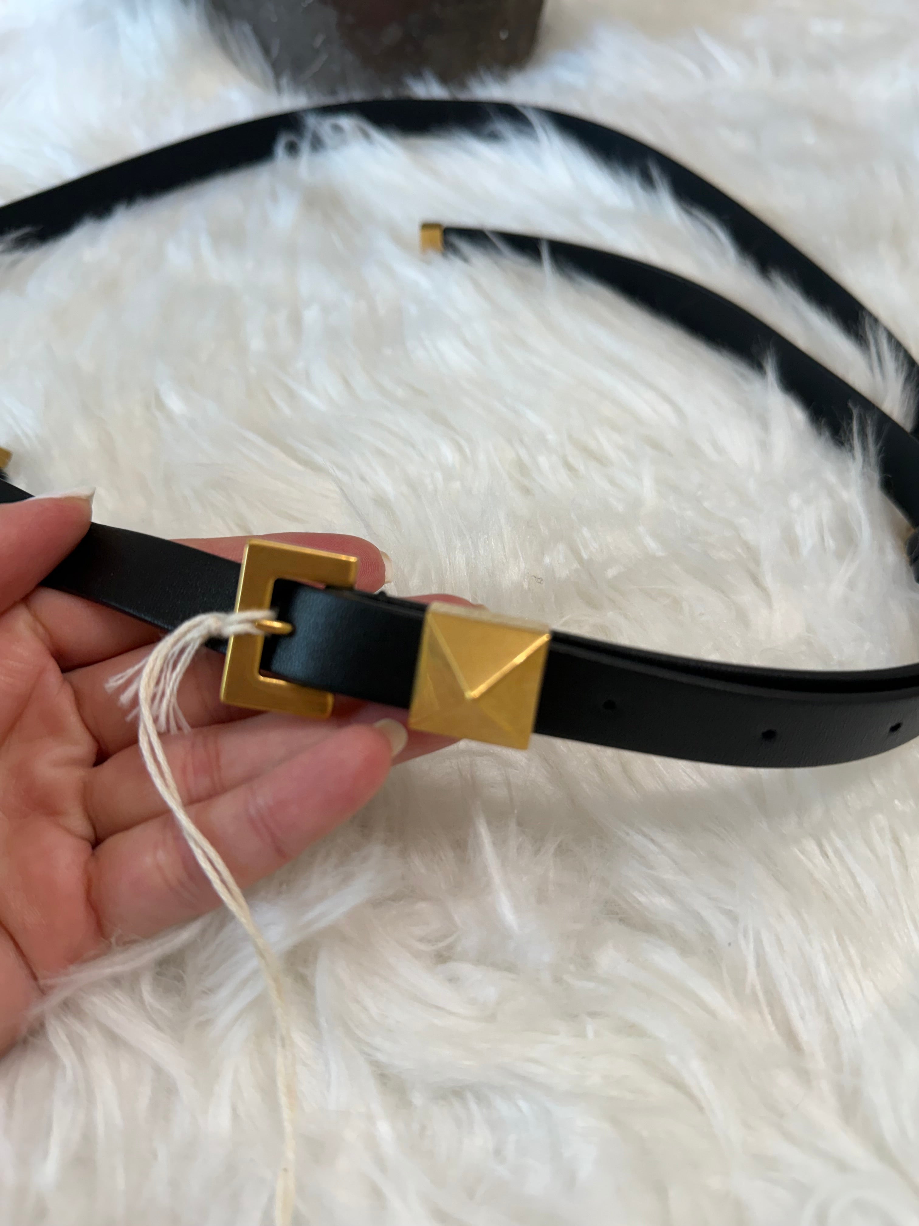 VALENTINO GARAVANI LEATHER BELT WITH ROCKSTUD