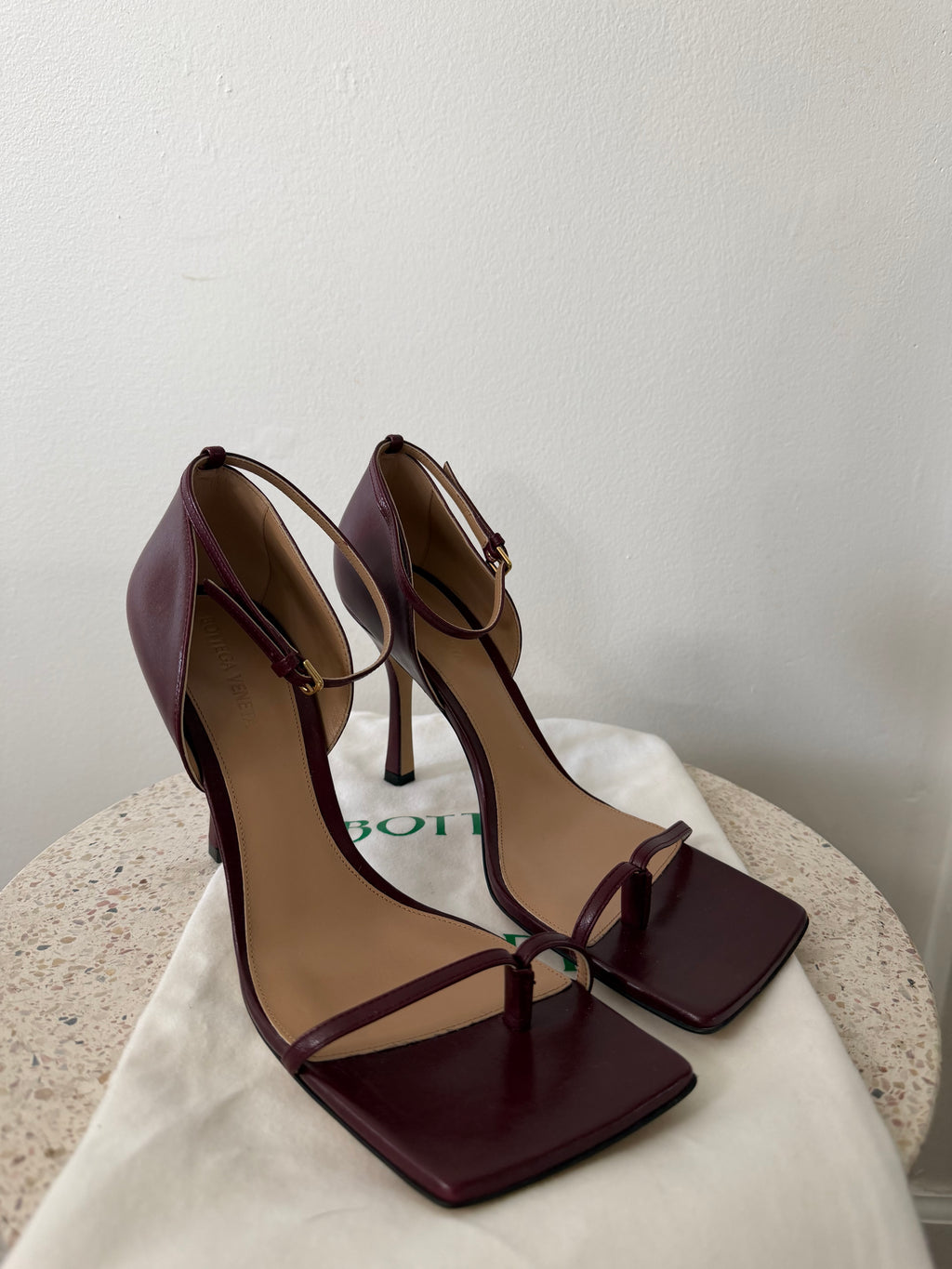BOTTEGA VENETA STRETCH STRAP SANDALS