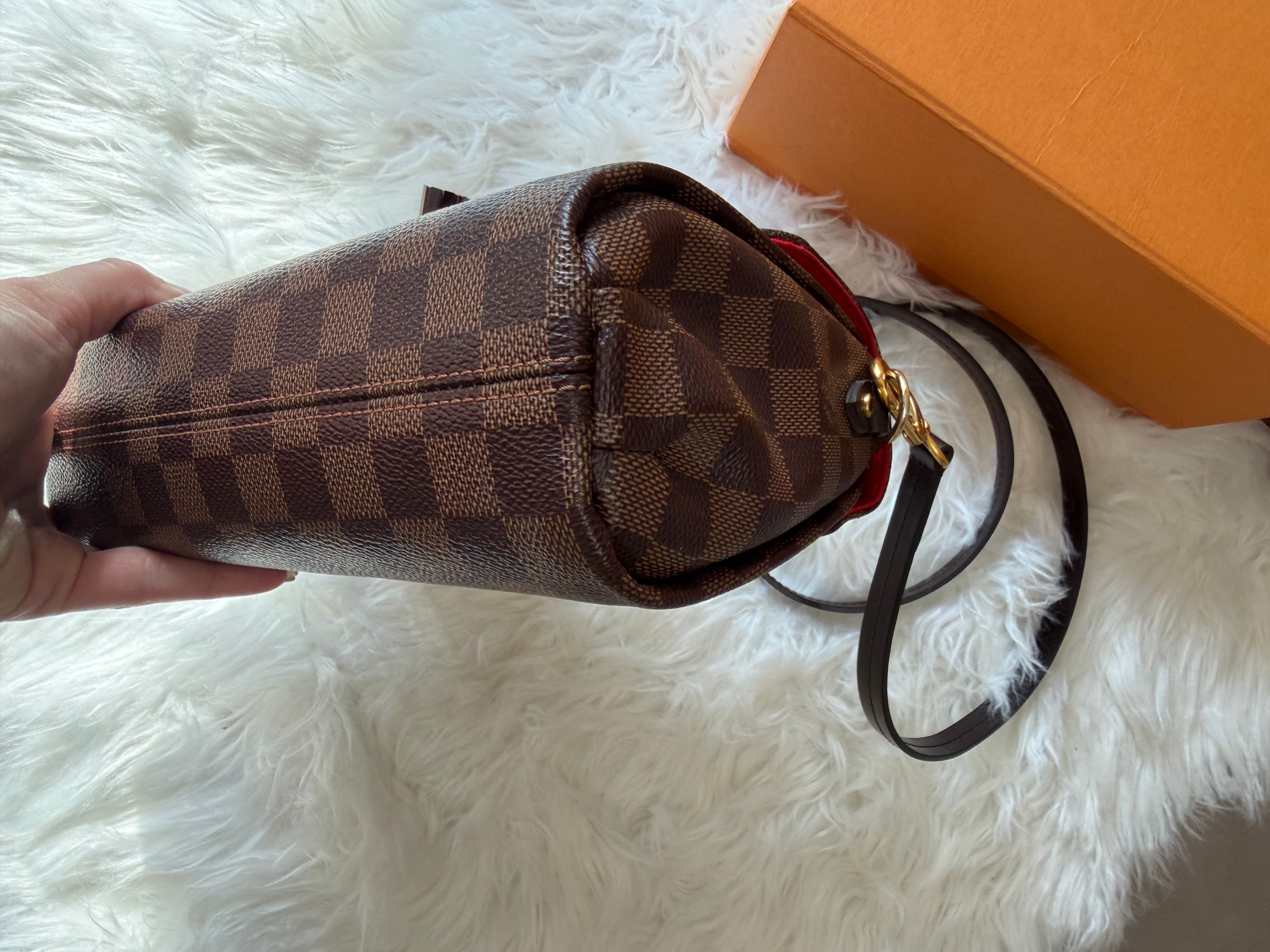LOUIS VUITTON CROISETTE DAMIER EBENE SHOULDER BAG