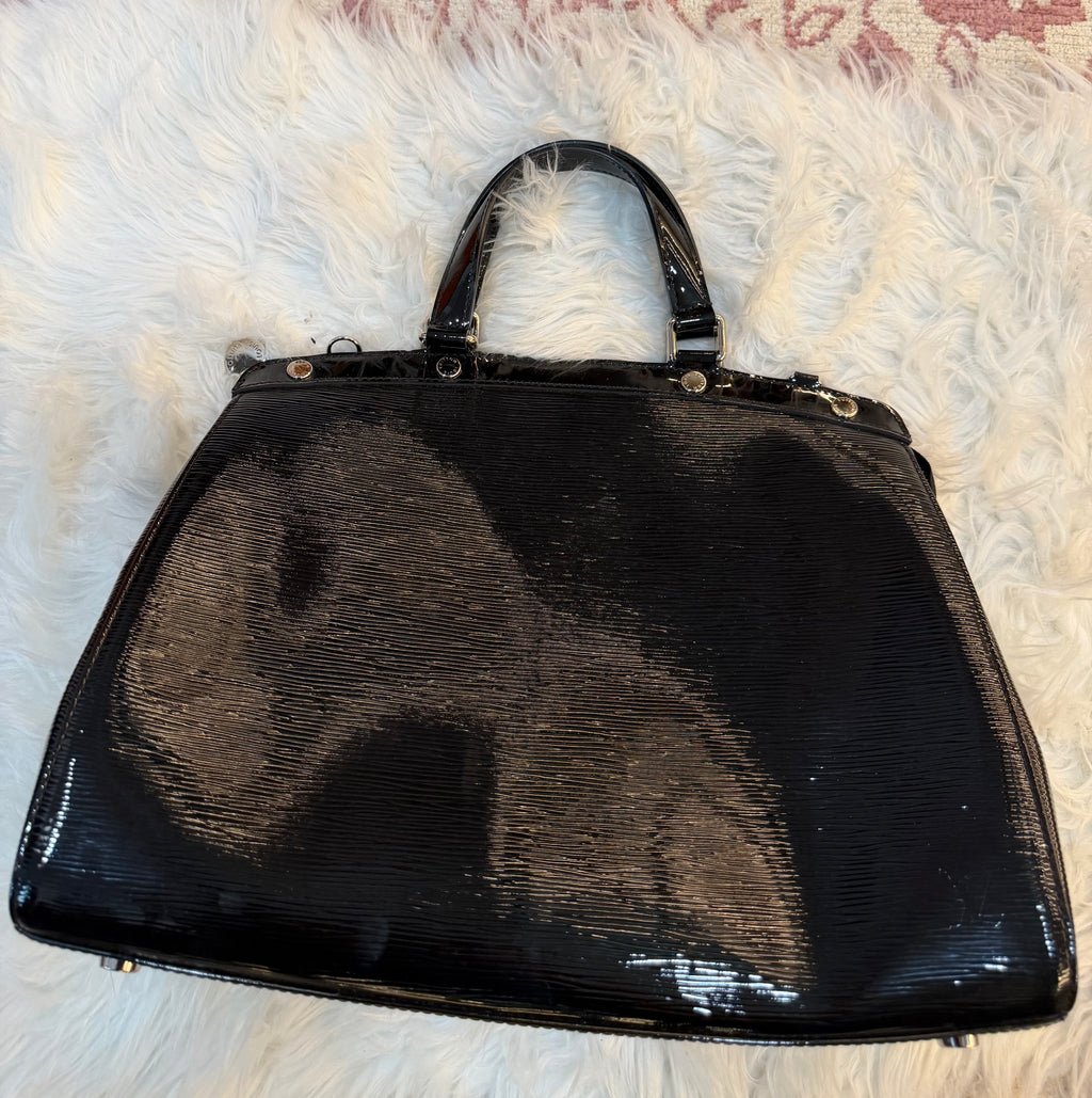 LOUIS VUITTON BREA GM EPI LEATHER