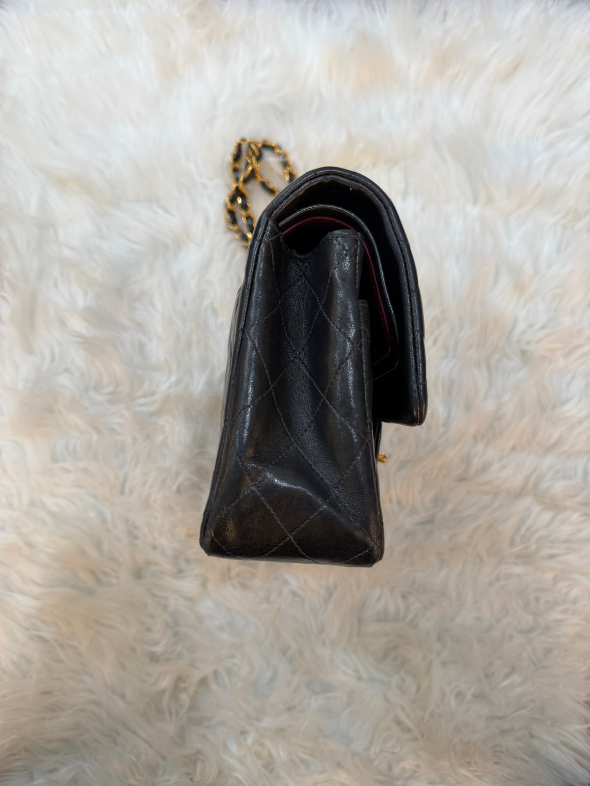 CHANEL VINTAGE MEDIUM CLASSIC FLAP IN LAMBSKIN LEATHER