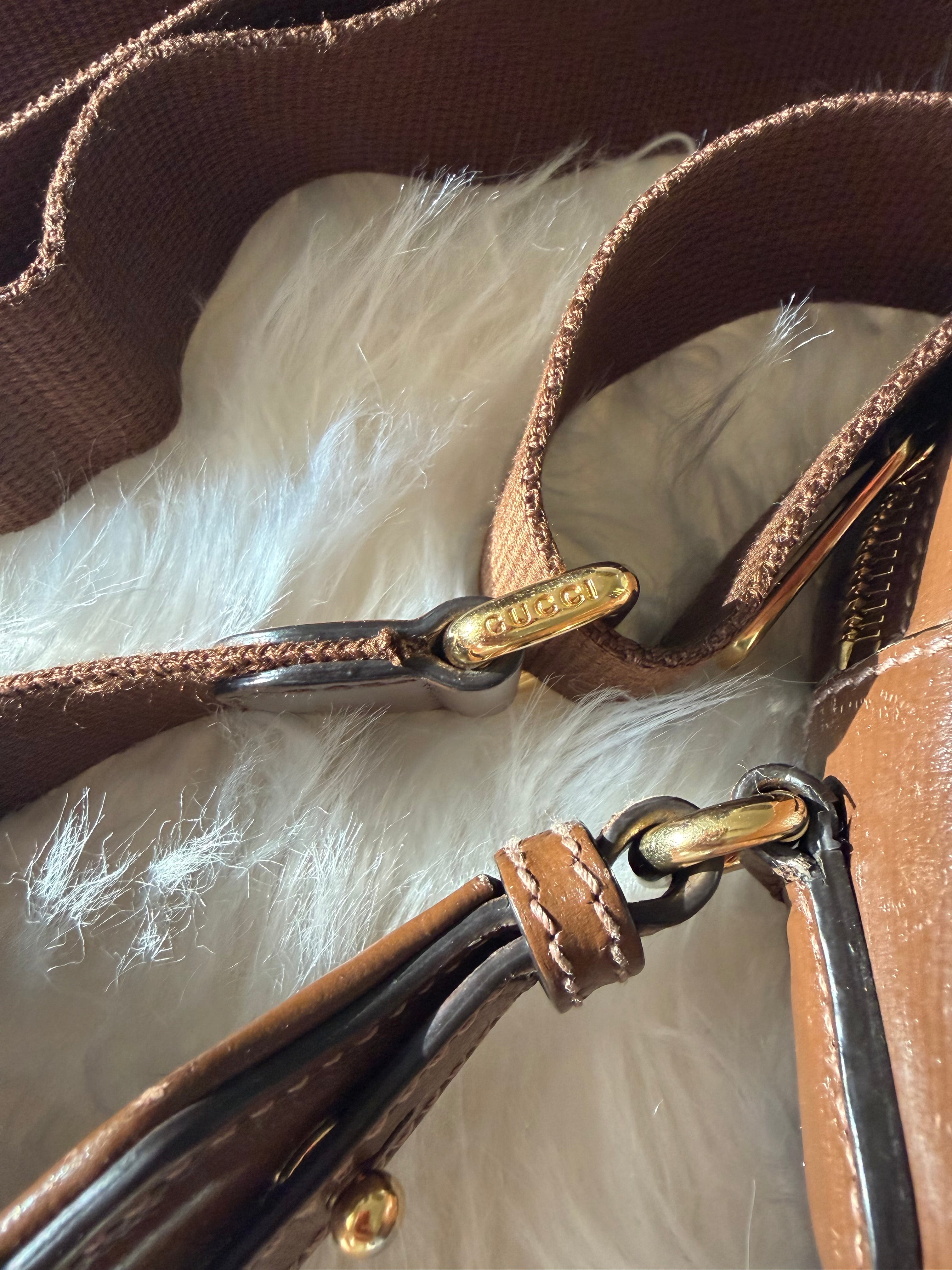 GUCCI GG SUPREME MONOGRAM AZALEA MESENGER BAG