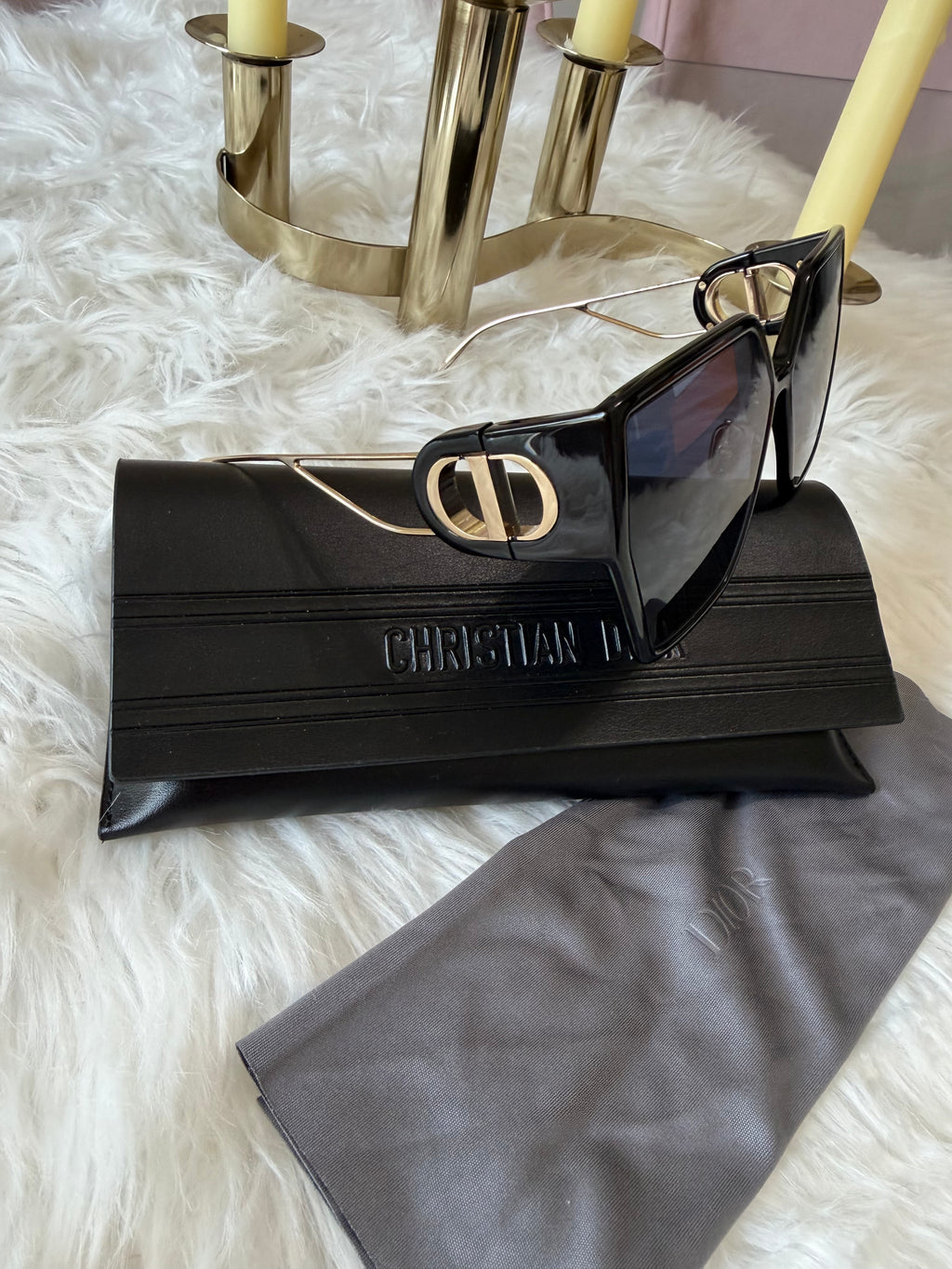 CHRISTIAN DIOR 30 MONTAIGNE IN BLACK