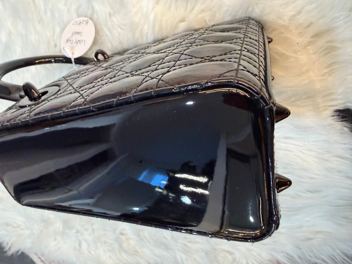CHRISTIAN DIOR LADY DIOR SMALL BAG IN BLACK ON BLACK PATENT LEATHER