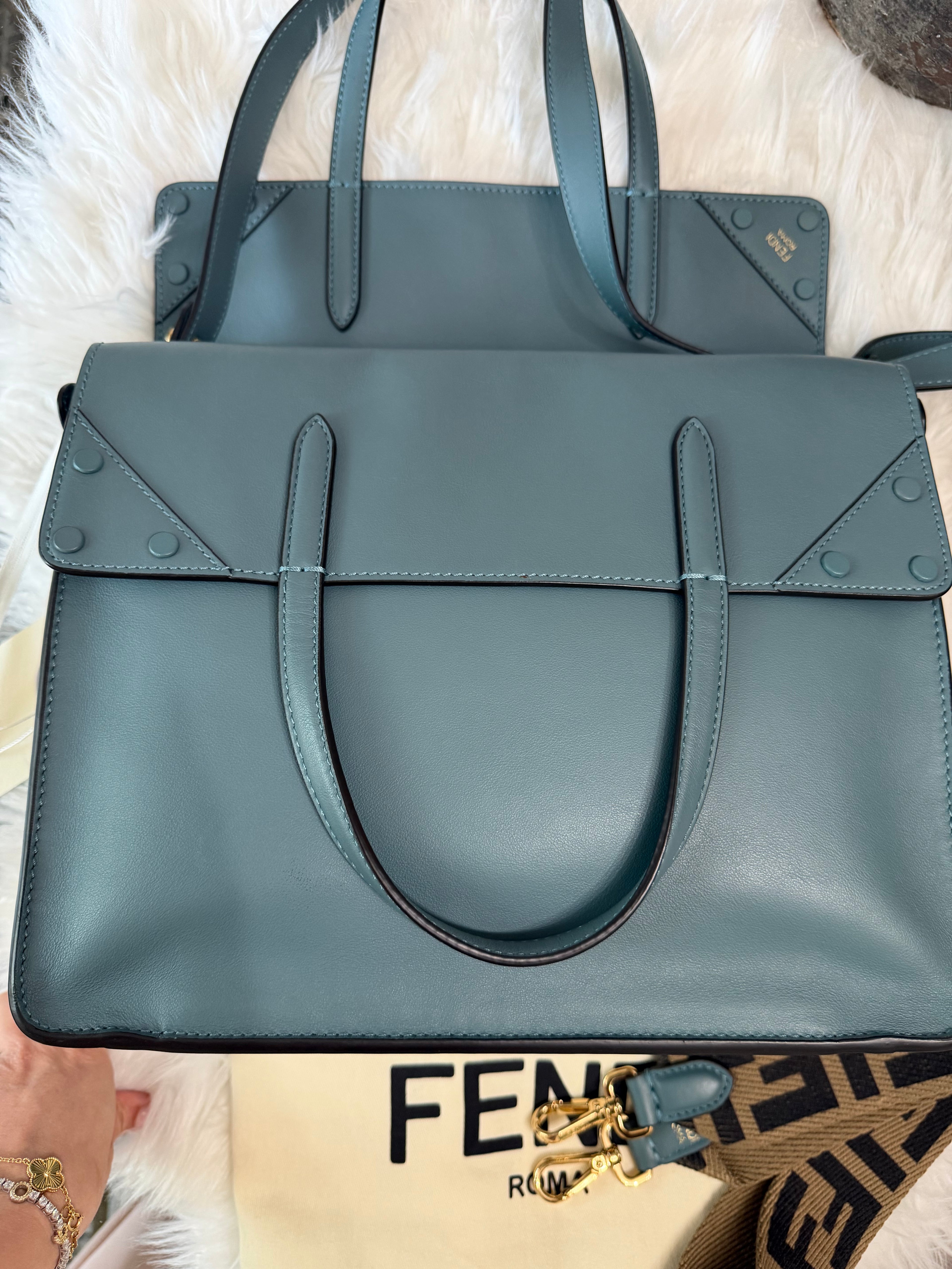 FENDI FLIP TOTE BAG