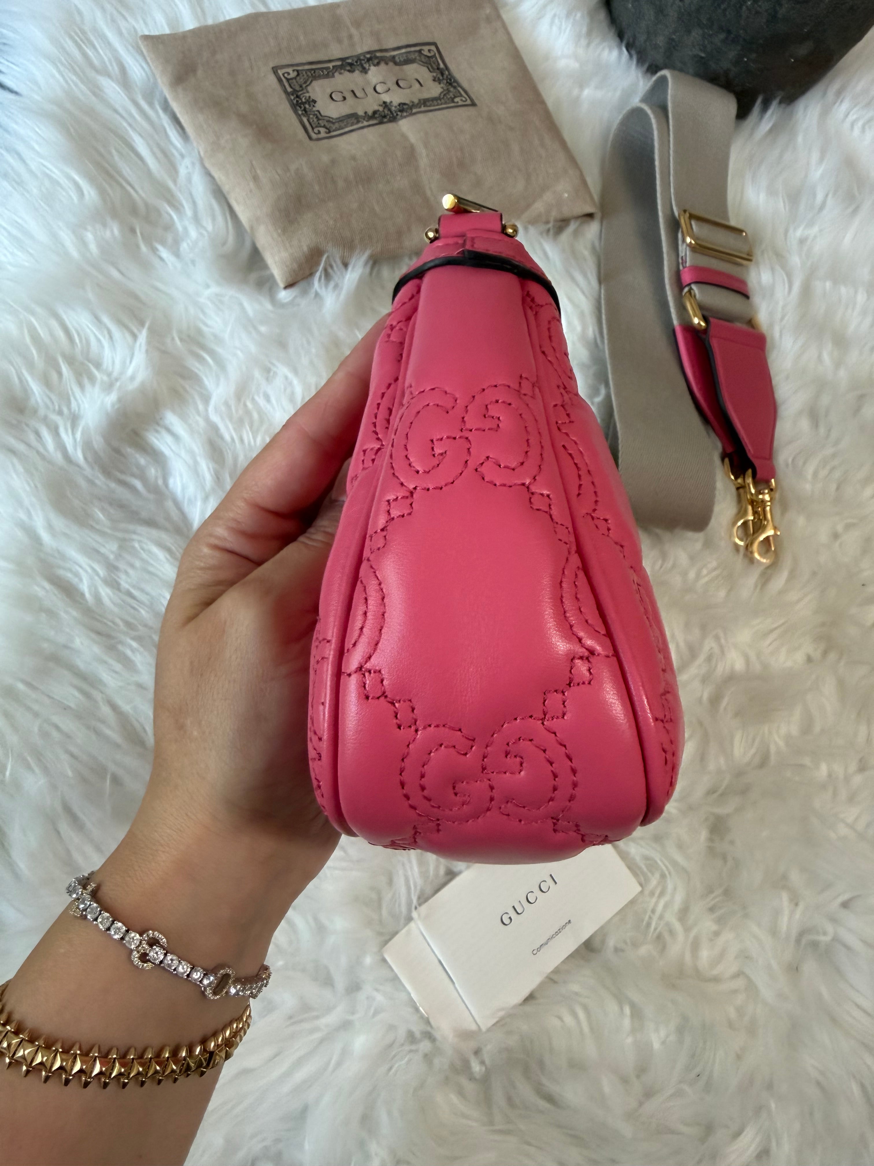 GUCCI GG METELASSE QUILTED LEATHER SHOULDER BAG