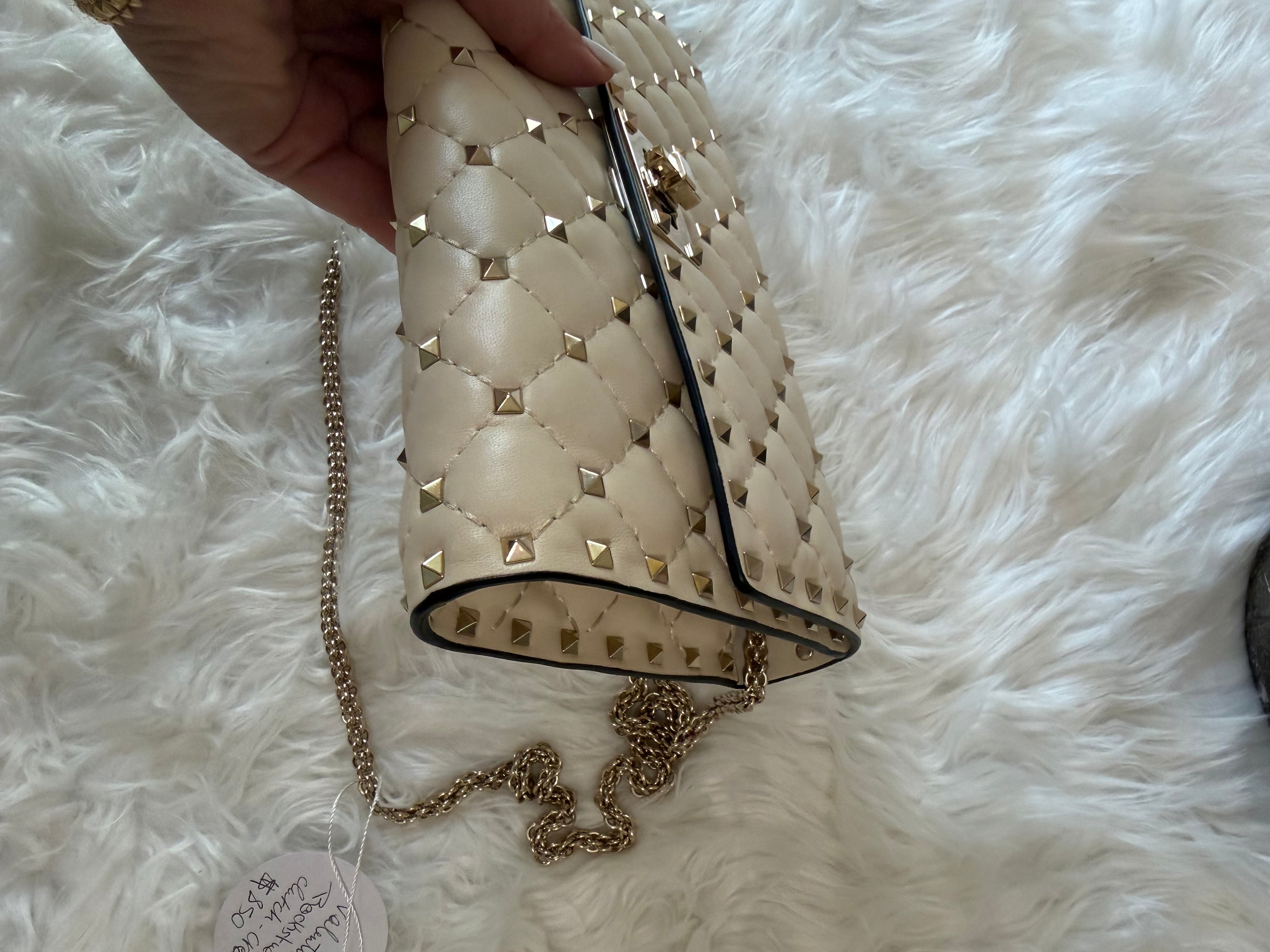 VALENTINO GARAVANI ROCKSTUD SPIKE BAG
