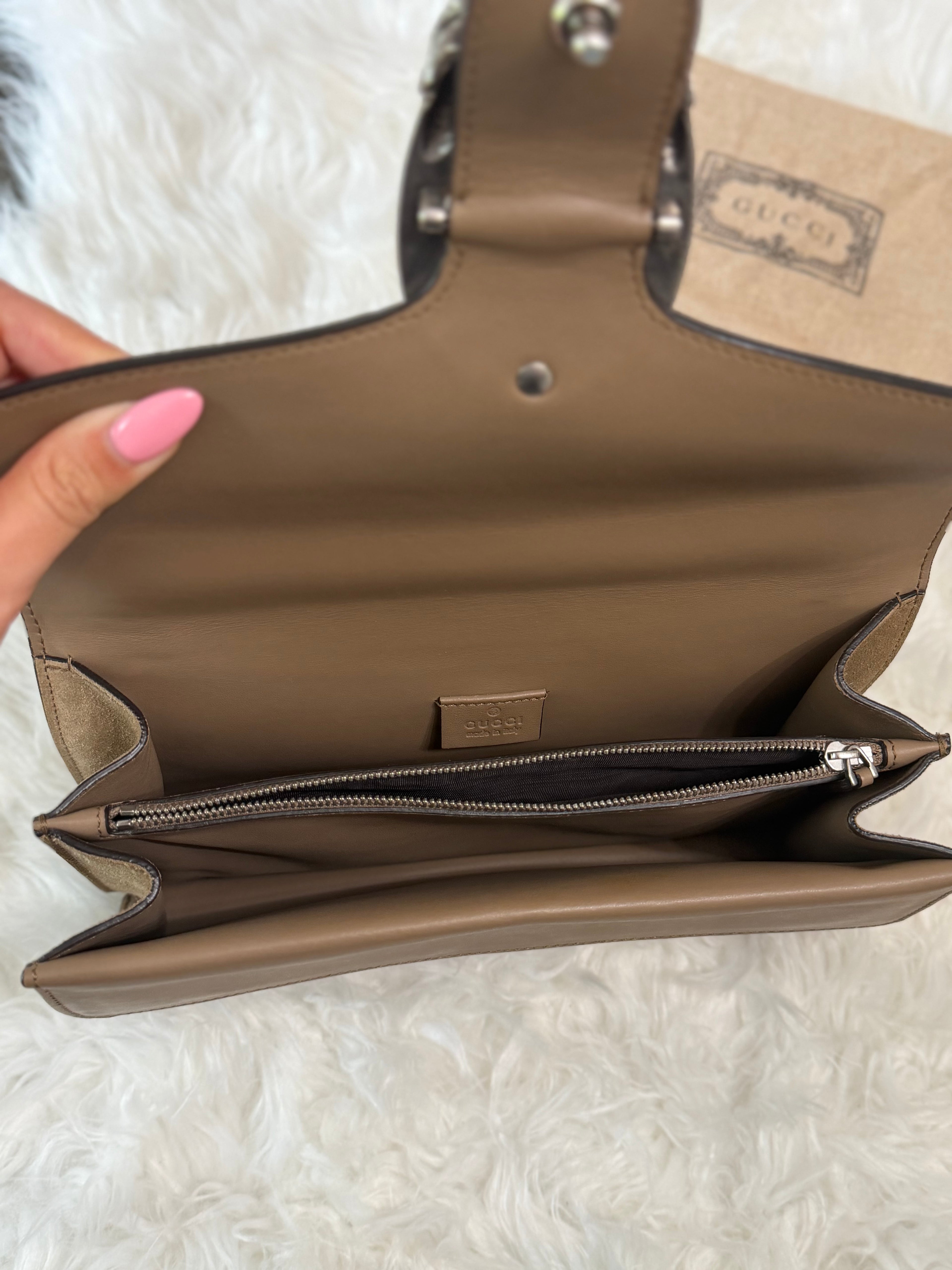 GUCCI DIONYSUS SHOULDER BAG IN SUEDE