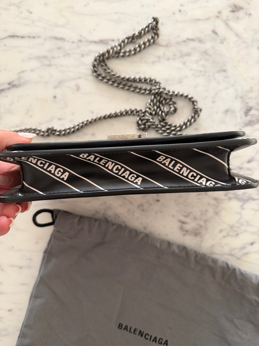 BALENCIAGA B LOGO WALLET ON CHAIN