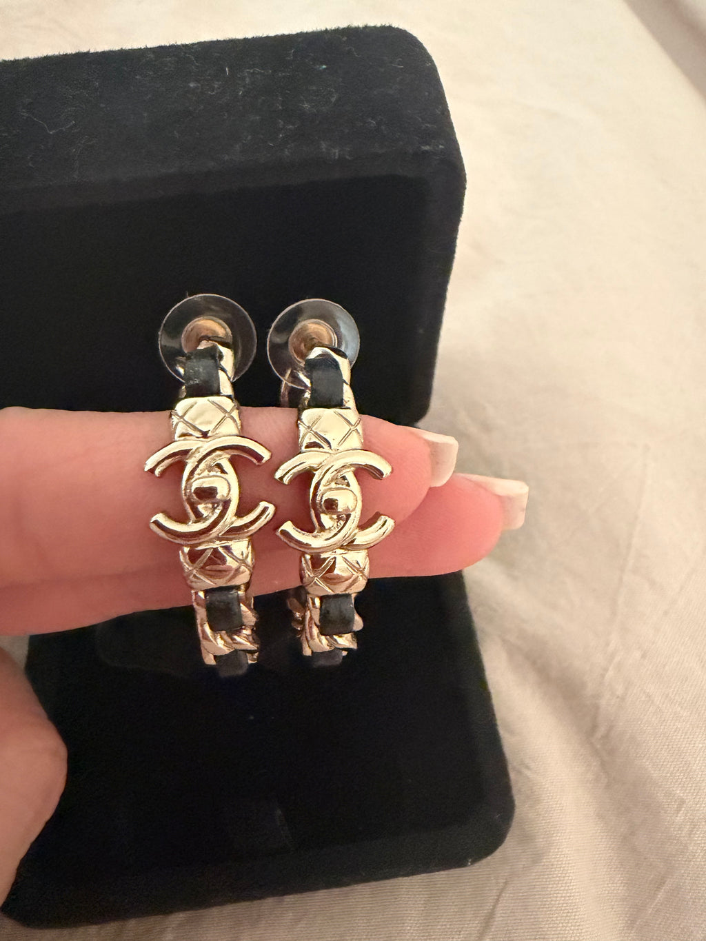 CHANEL COCO 2021 MARK LEATHER CHAIN HOOP EARRINGS