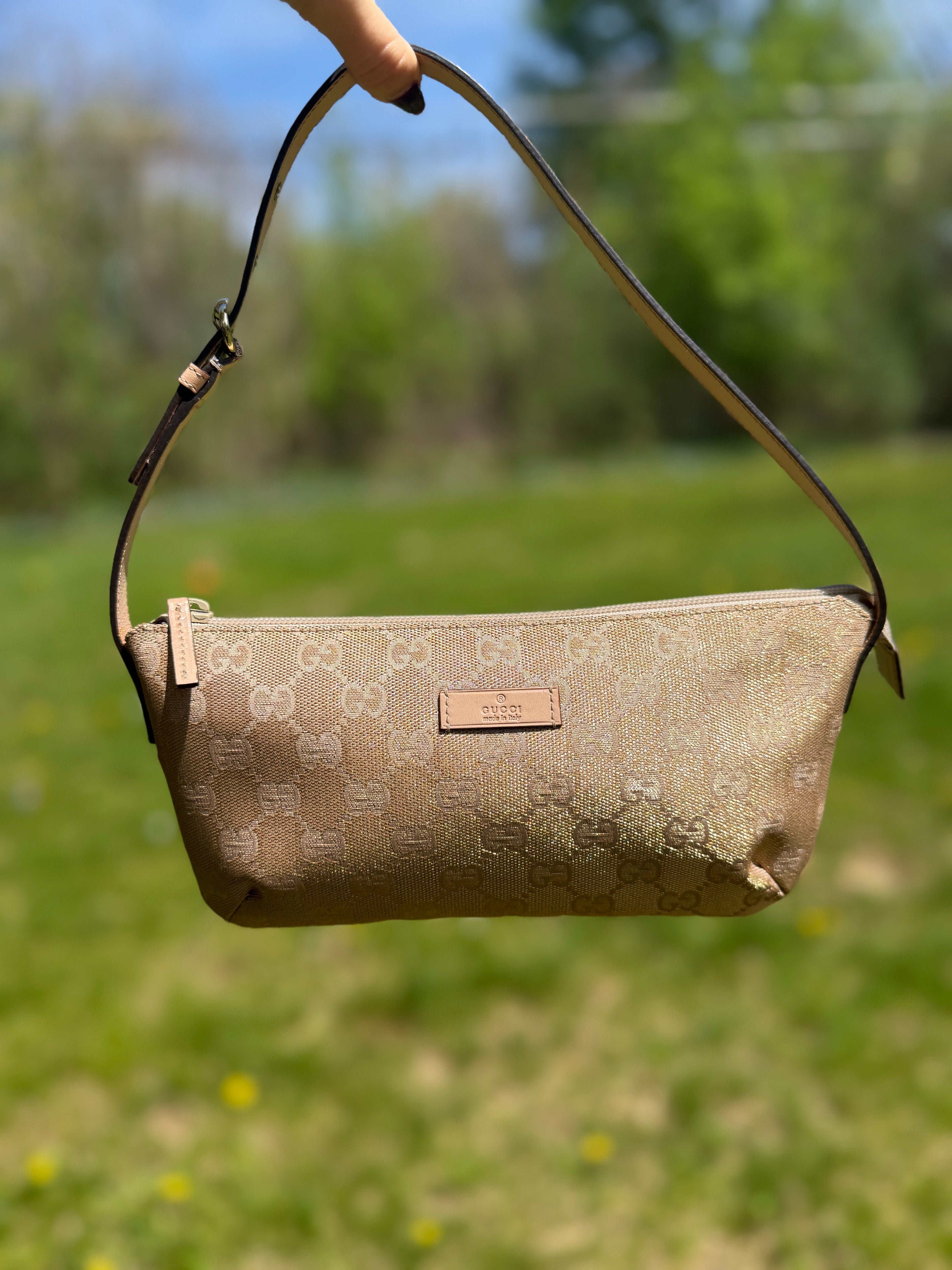 Vintage Gucci Boat Pochette