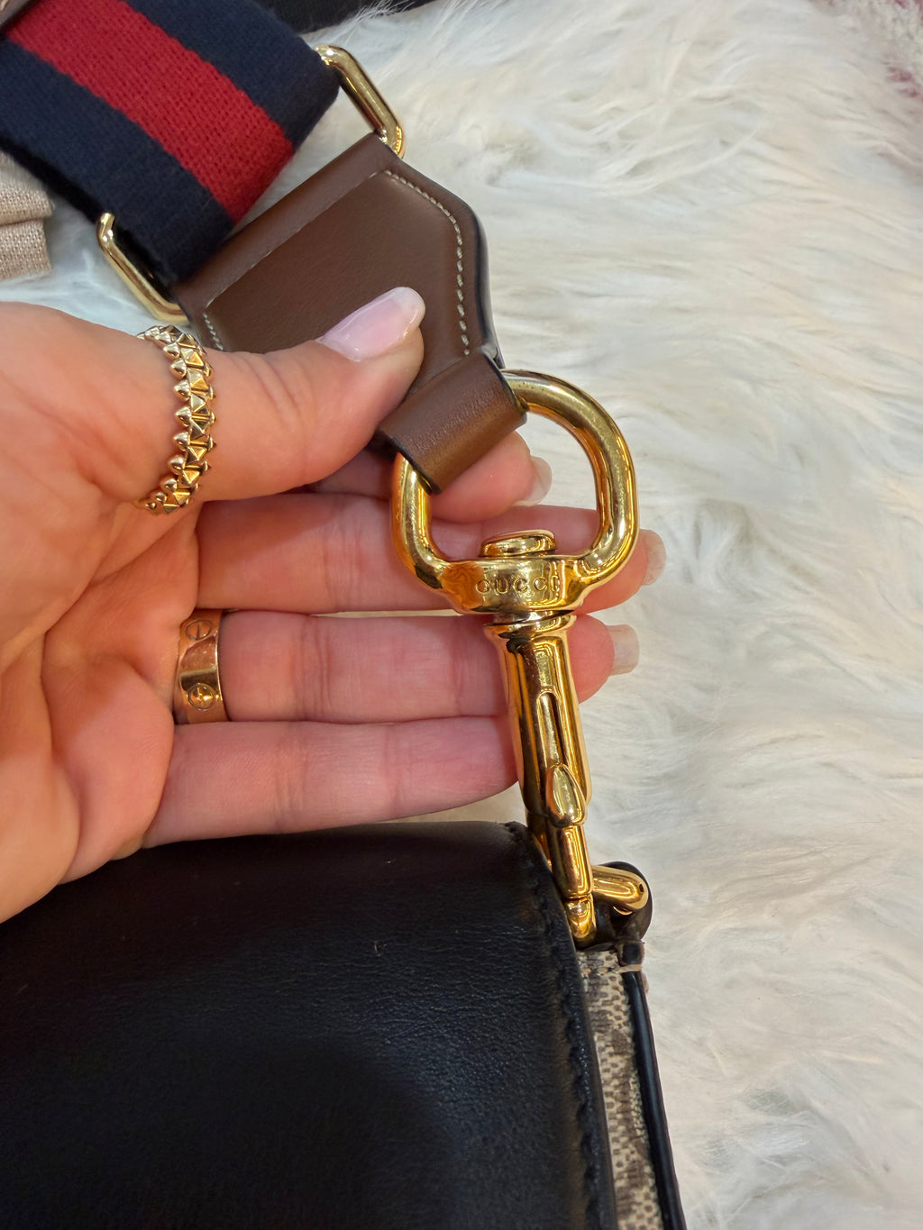 GUCCI PADLOCK SMALL GG SUPREME SHOULDER BAG