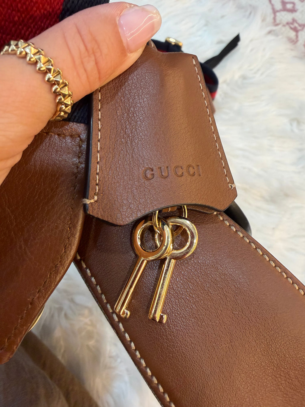 GUCCI PADLOCK SMALL GG SUPREME SHOULDER BAG