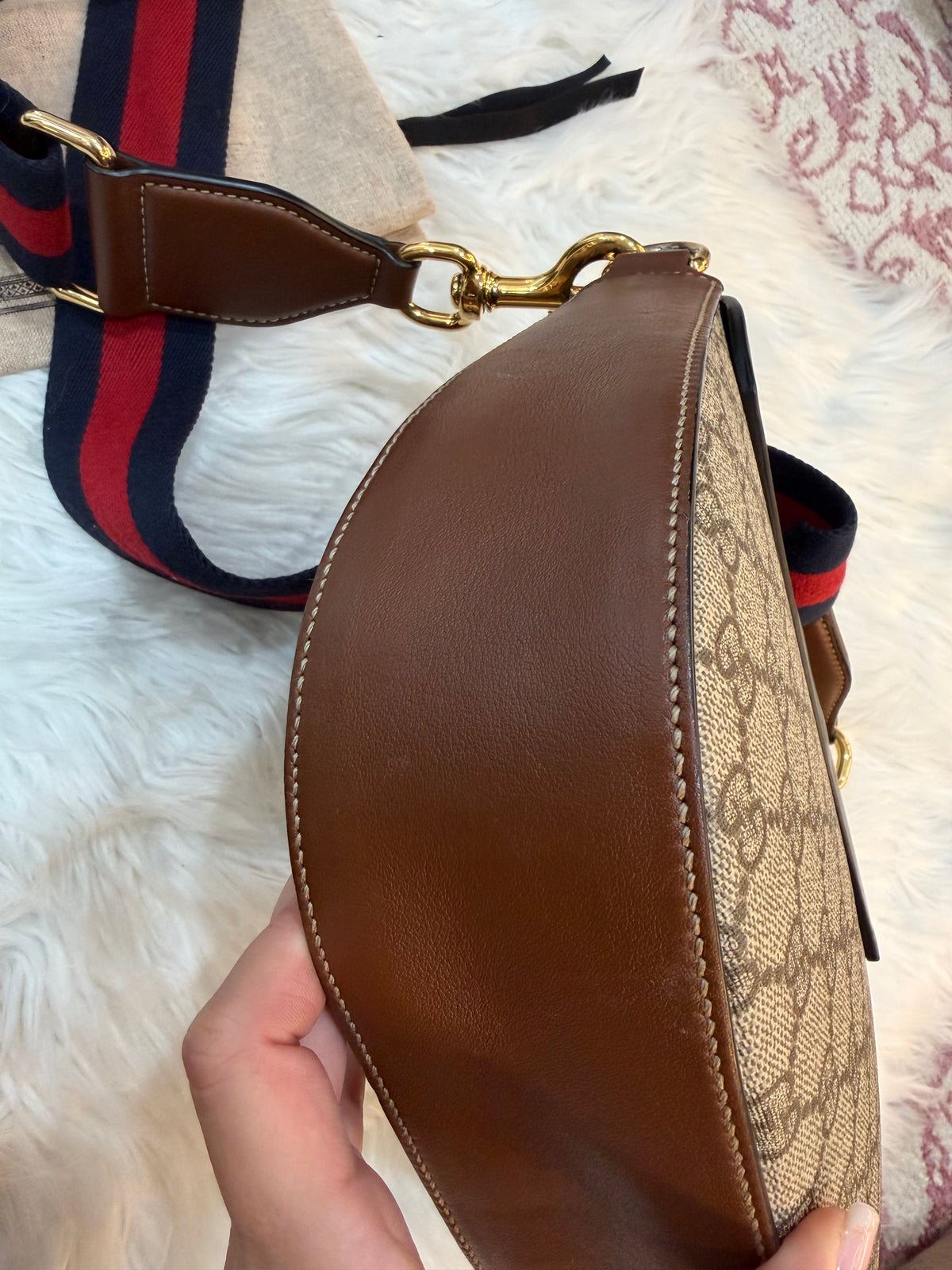 GUCCI PADLOCK SMALL GG SUPREME SHOULDER BAG