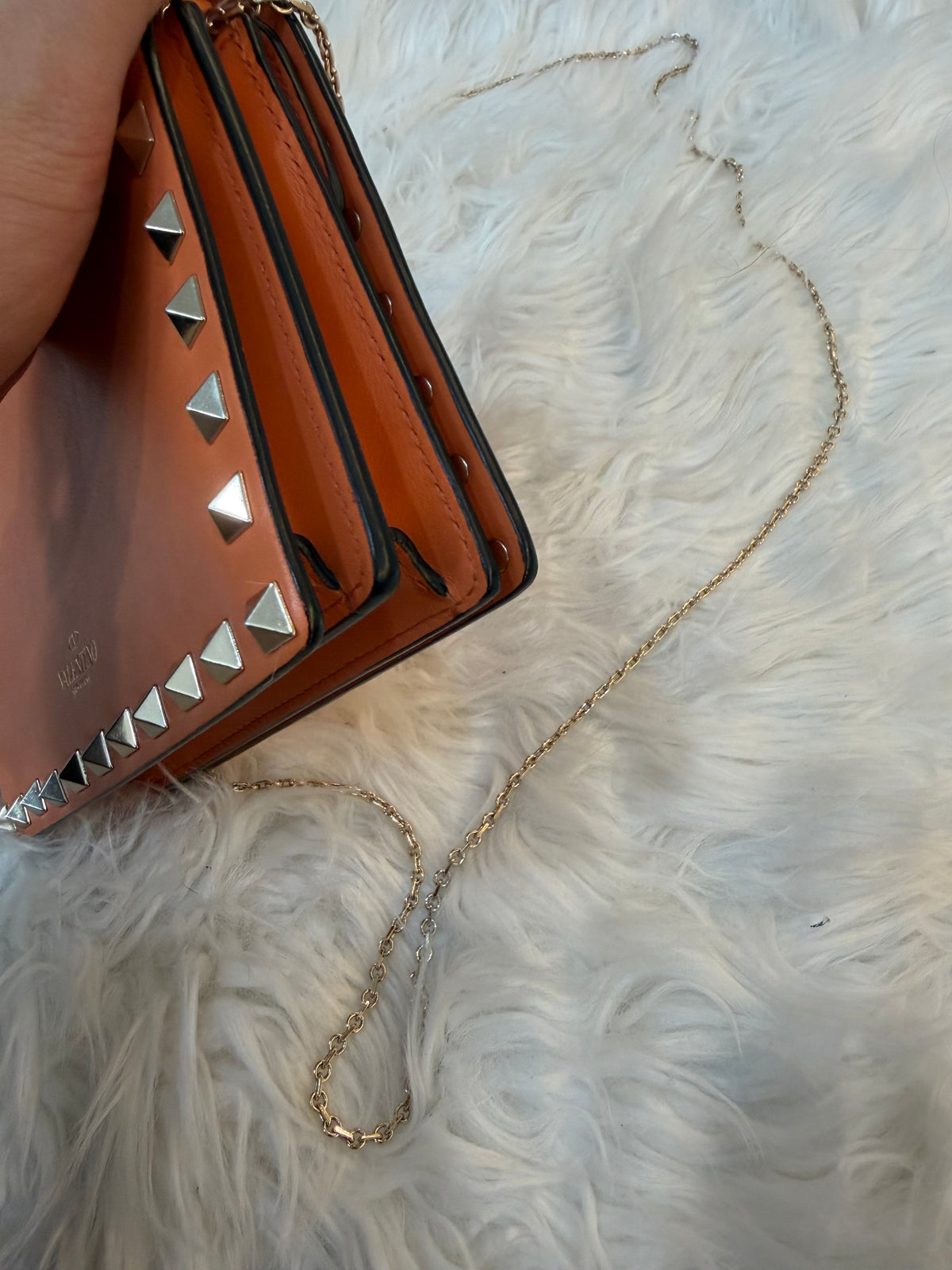 VALENTINO GARAVANI ROCKSTUD SMALL FLAP CROSSBODY BAG