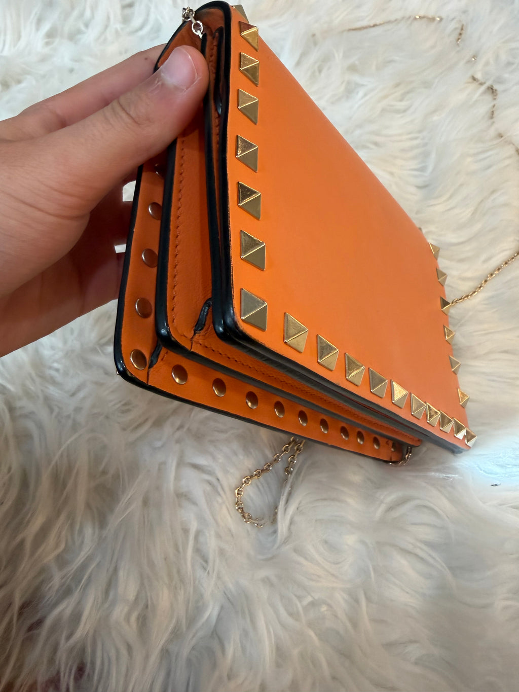 VALENTINO GARAVANI ROCKSTUD SMALL FLAP CROSSBODY BAG