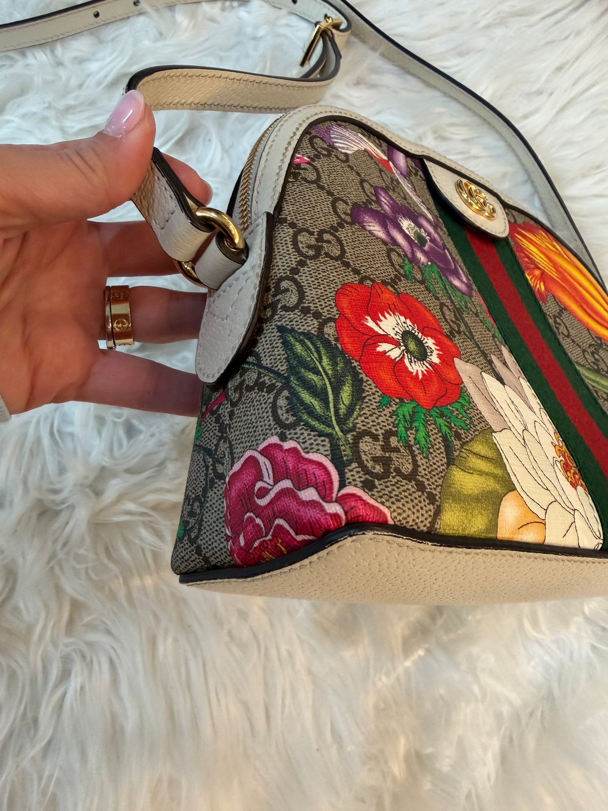 GUCCI OPHIDIA SMALL DOME CROSSBODY GG SUPREME FLORA CANVAS