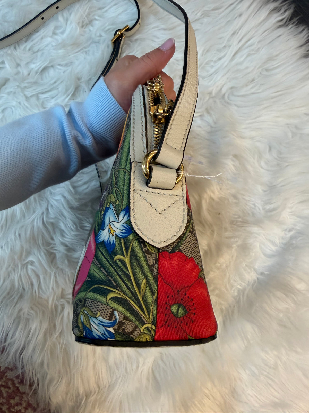 GUCCI OPHIDIA SMALL DOME CROSSBODY GG SUPREME FLORA CANVAS