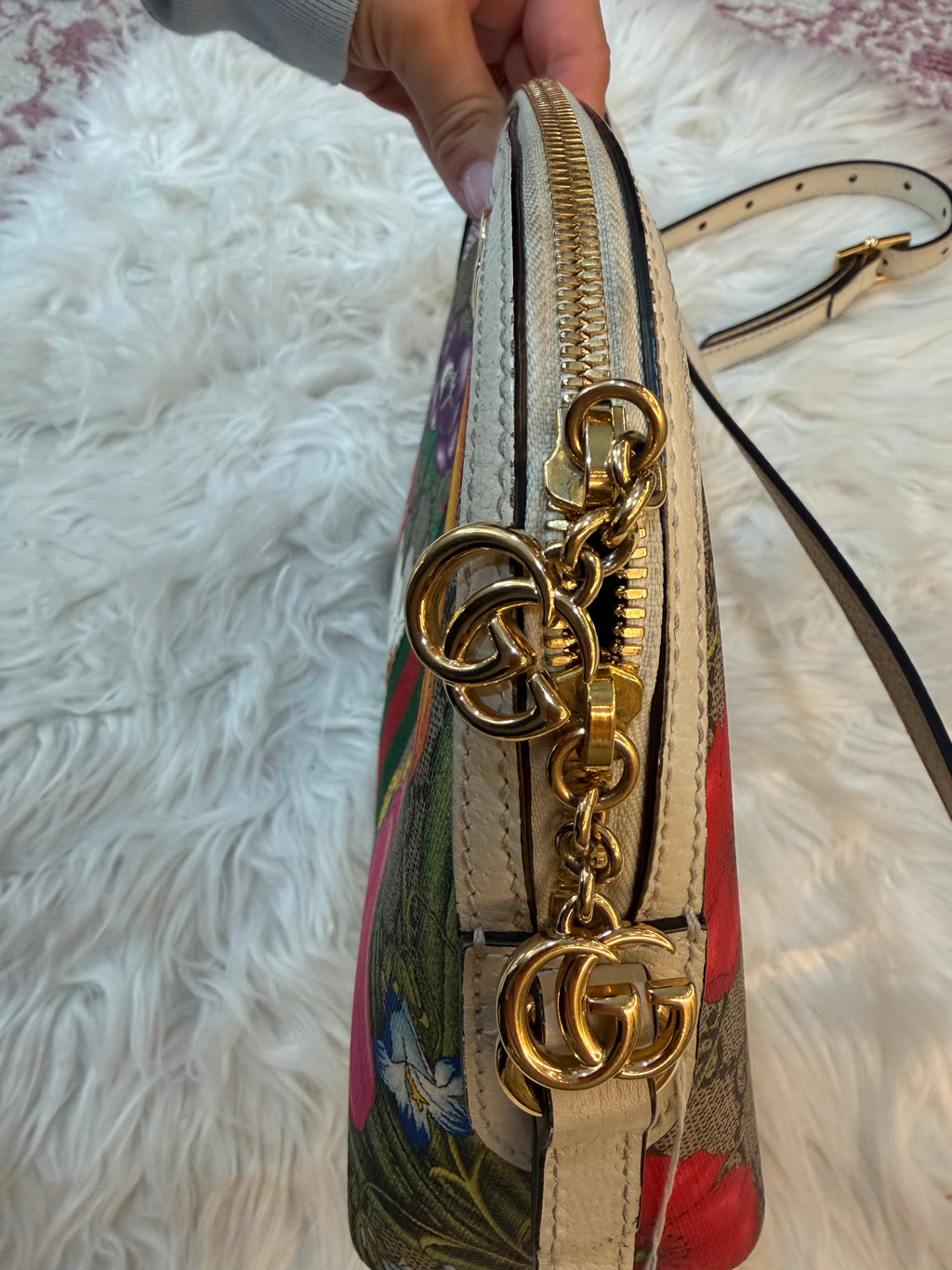 GUCCI OPHIDIA SMALL DOME CROSSBODY GG SUPREME FLORA CANVAS