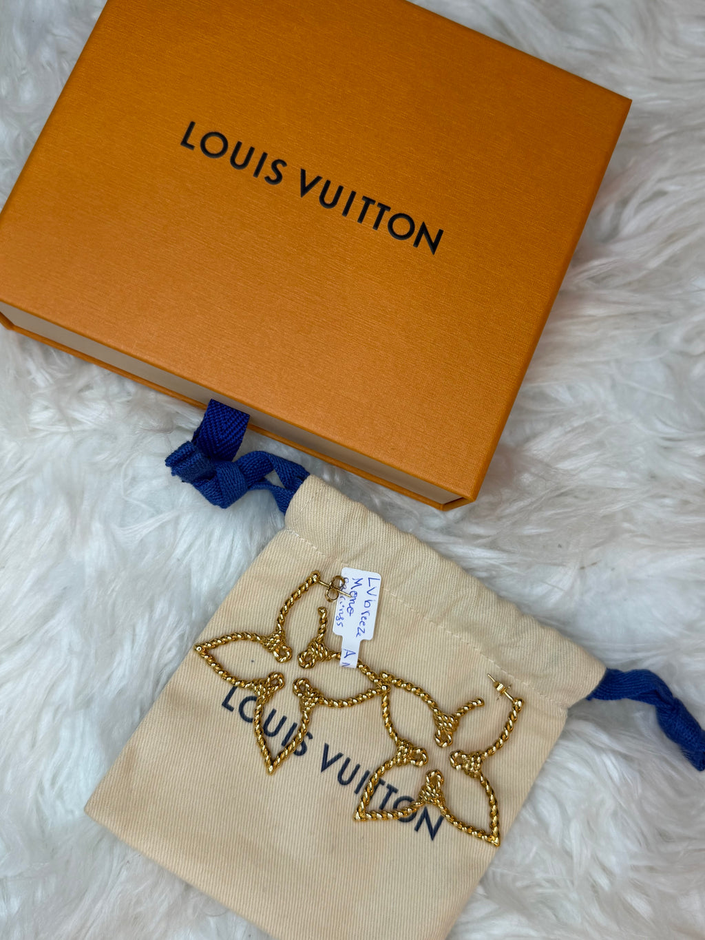 LOUIS VUITTON BREEZE MONOGRAM FLOWER ROPE EARRINGS
