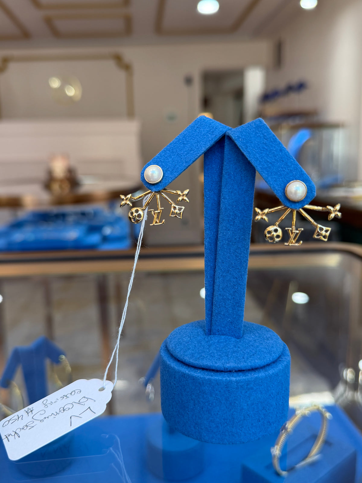 LOUIS VUITTON BLOOMING EAR JACKET EARRINGS