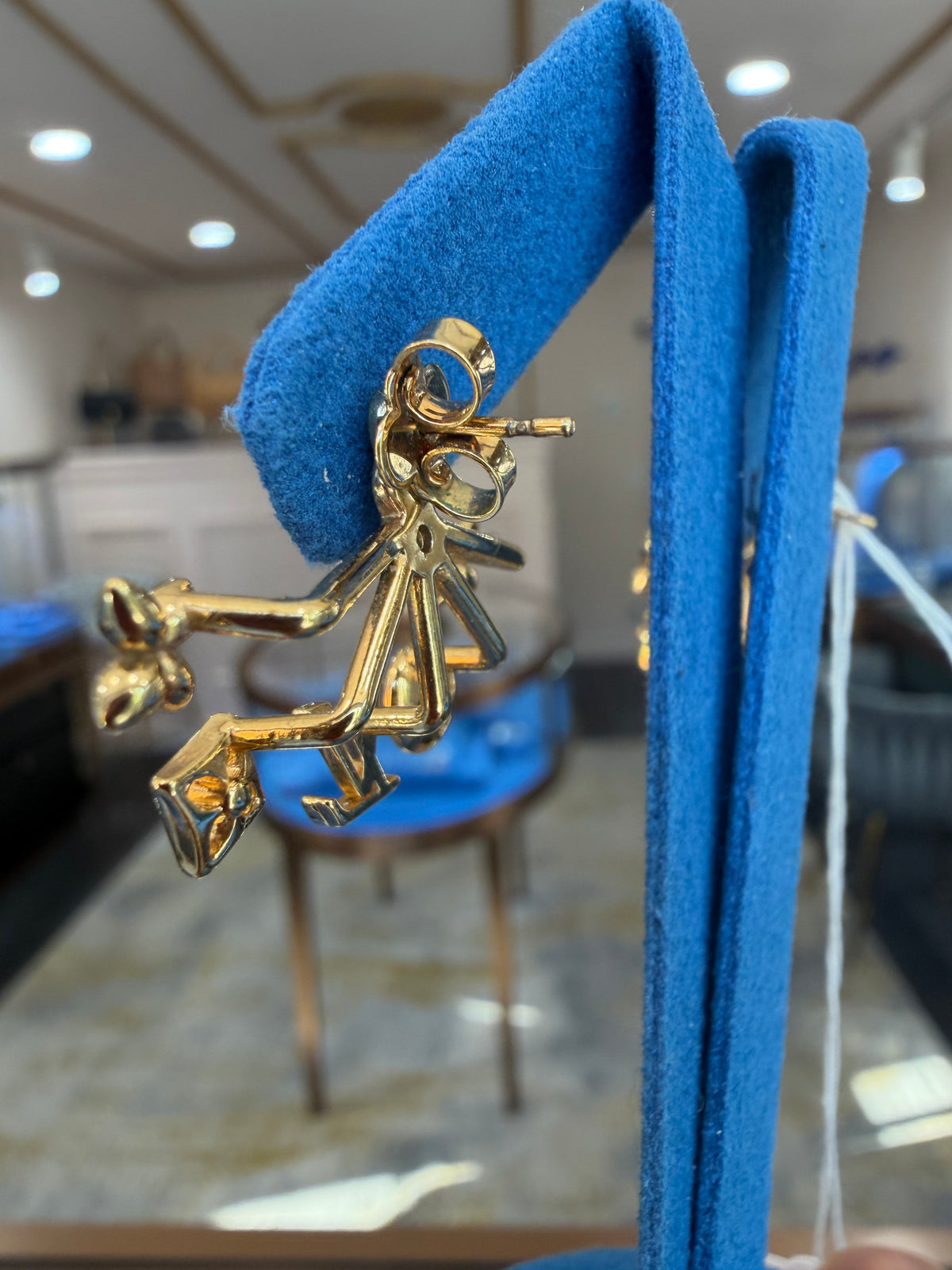 LOUIS VUITTON BLOOMING EAR JACKET EARRINGS